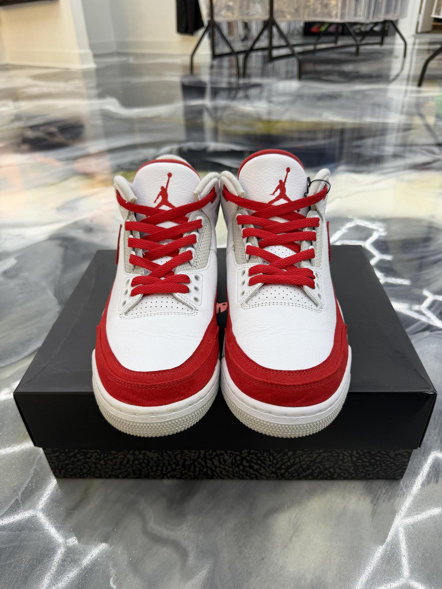 Jordan 3 Tinker White Red Used Size 11.5