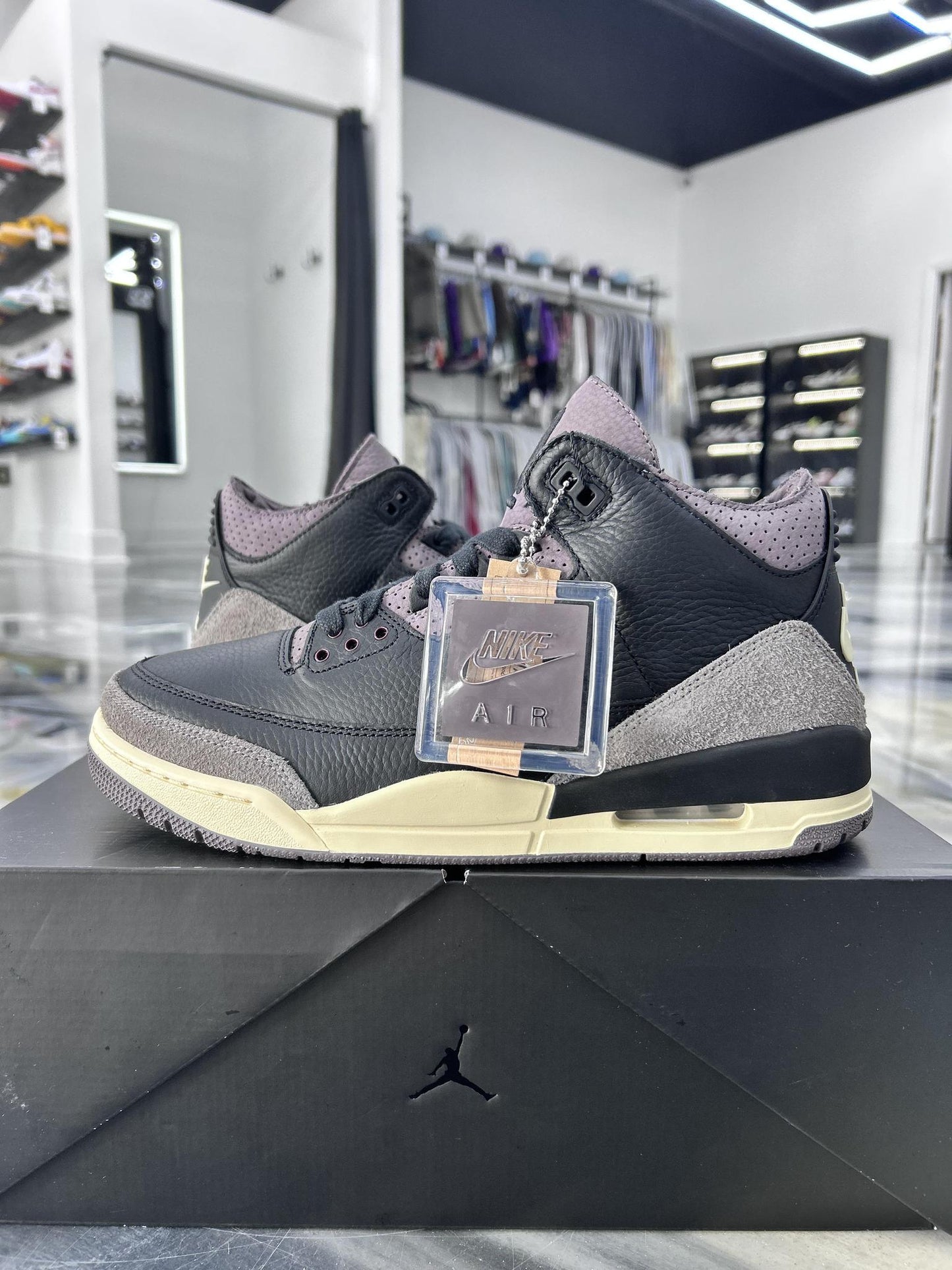 Jordan 3 "A Ma Maniere" Used Size 10