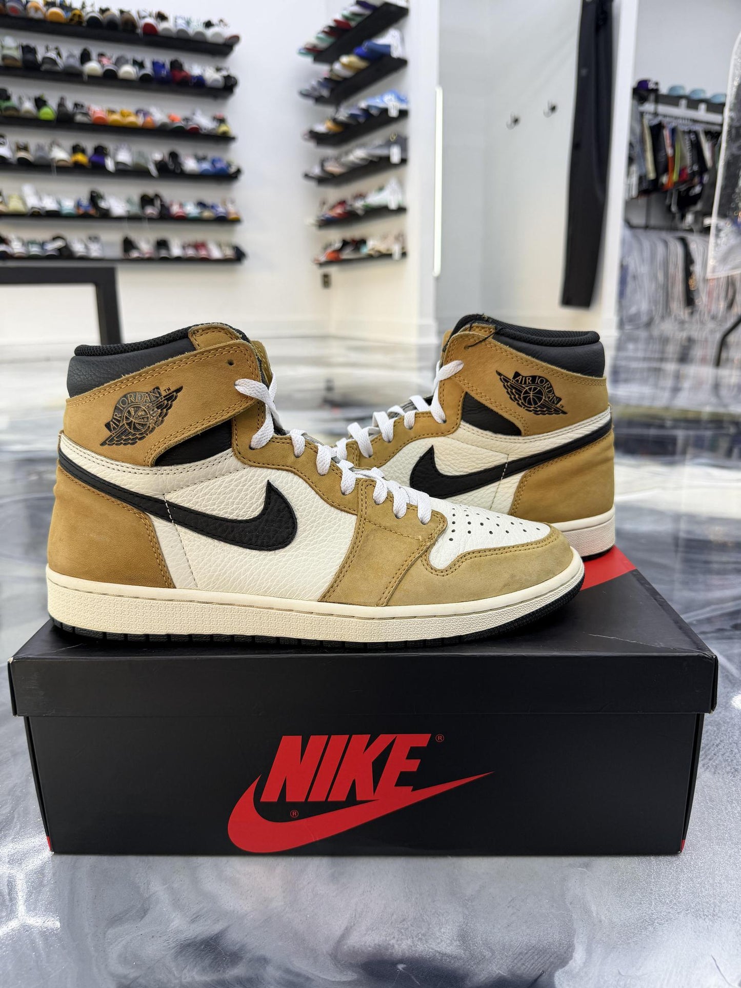 Jordan 1 "Rookie Of The Year" Used Size 11