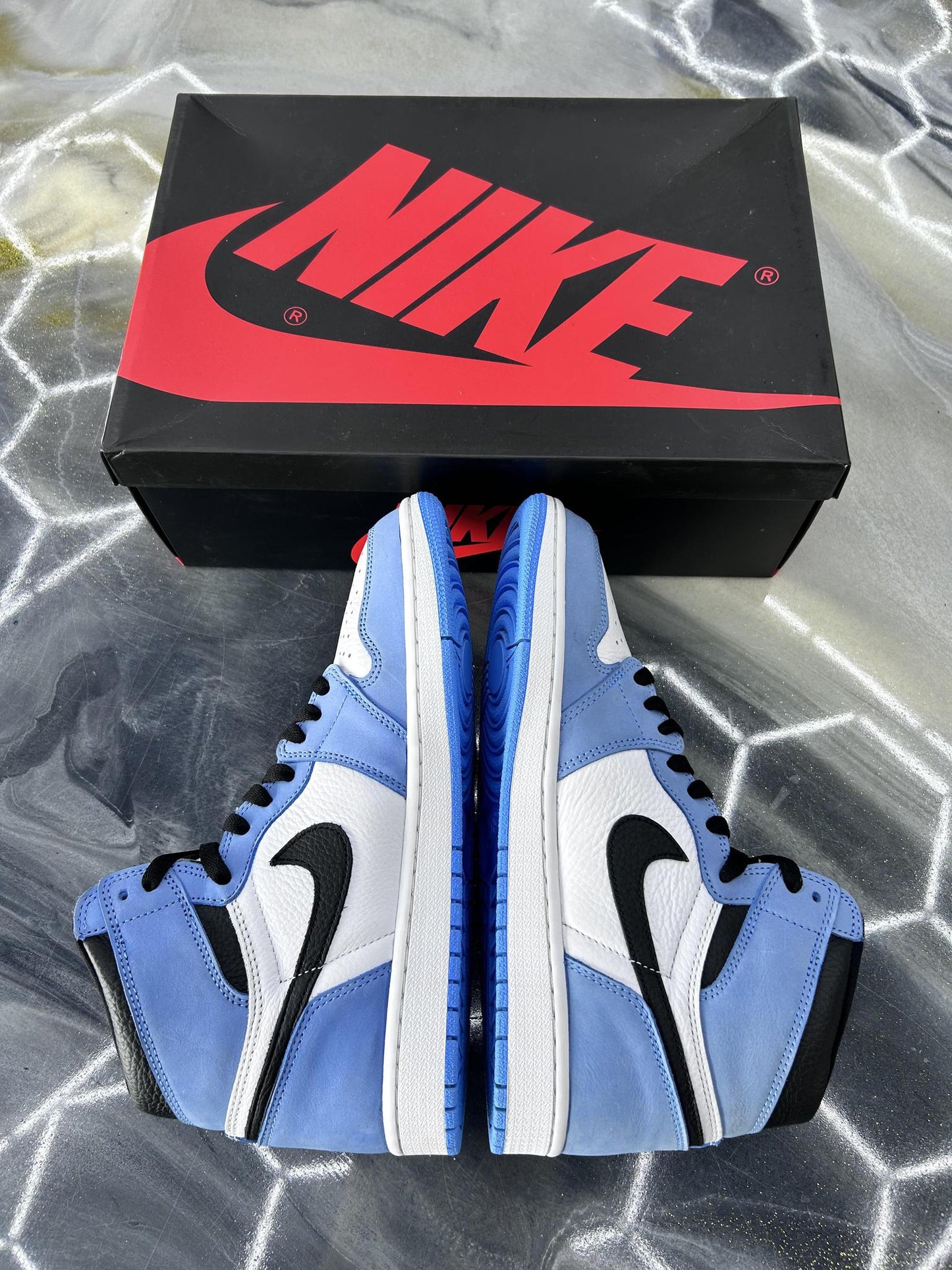 Jordan 1 "University Blue" Used Size 10