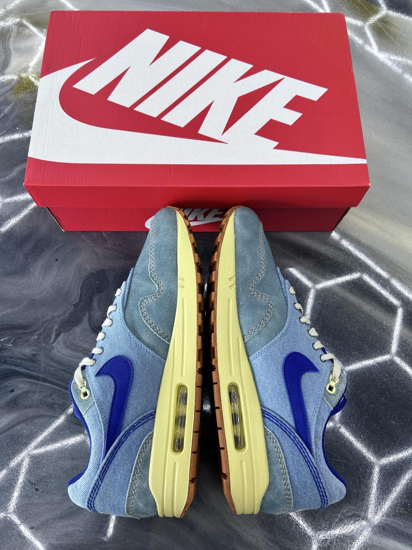 Nike Air Max 1 "Dirty Denim" Used Size 11