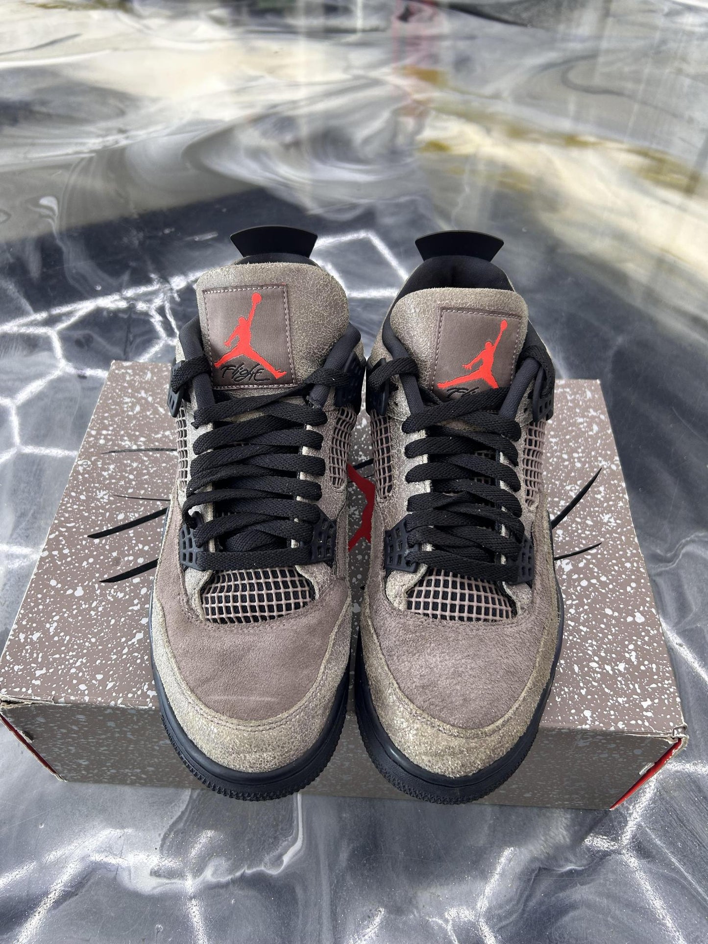 Jordan 4 "Taupe Haze" Used Size 9.5