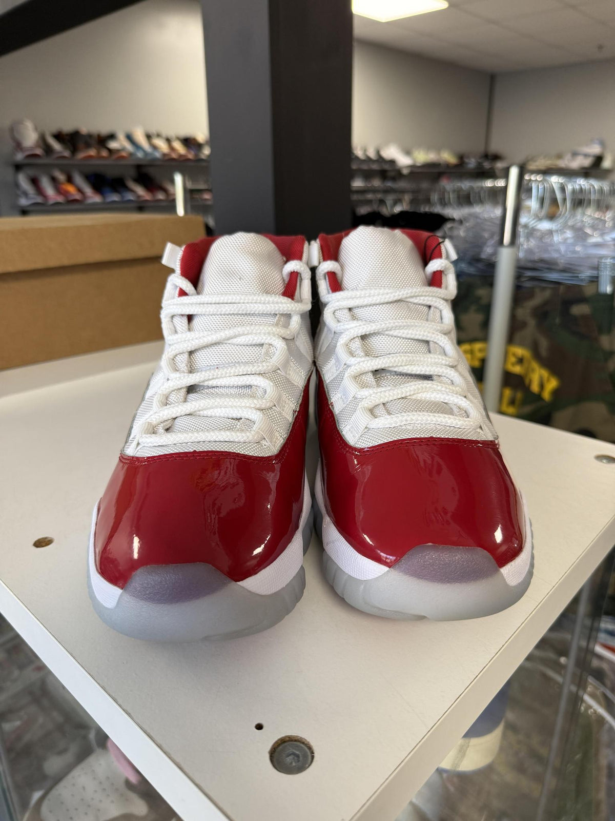 Jordan 11 "Cherry" Used Size 9