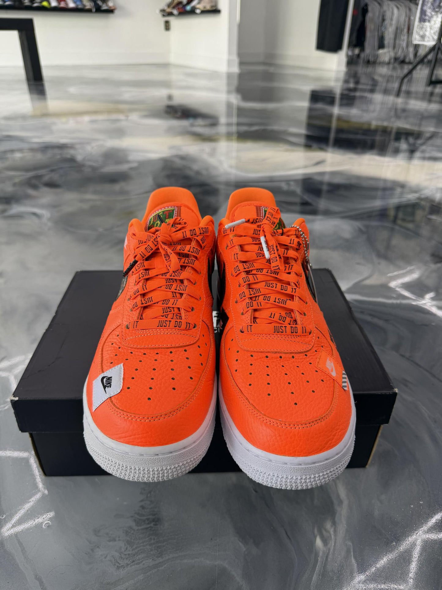 Nike Air Force 1 "Just Do It" Used Size 11.5