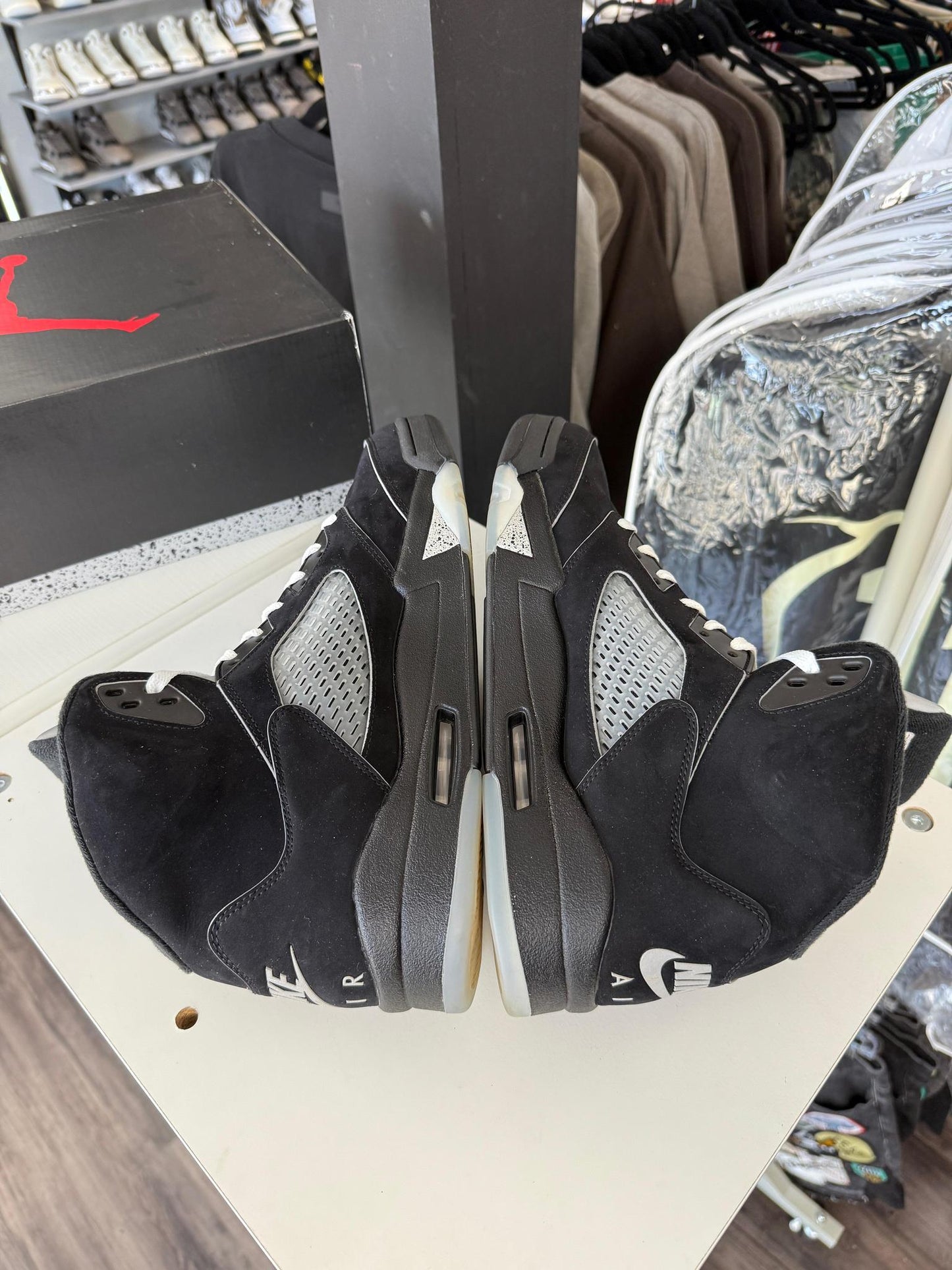 Jordan 5 "Metallic Reimagined" Used Size 13
