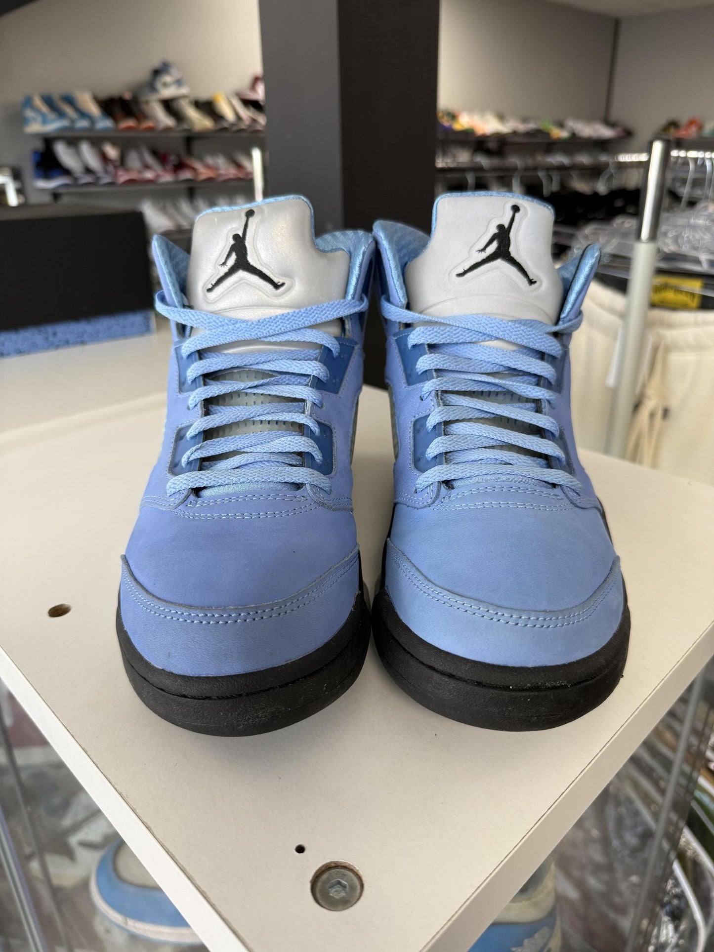 Jordan 5 "University Blue" Used Size 8.5