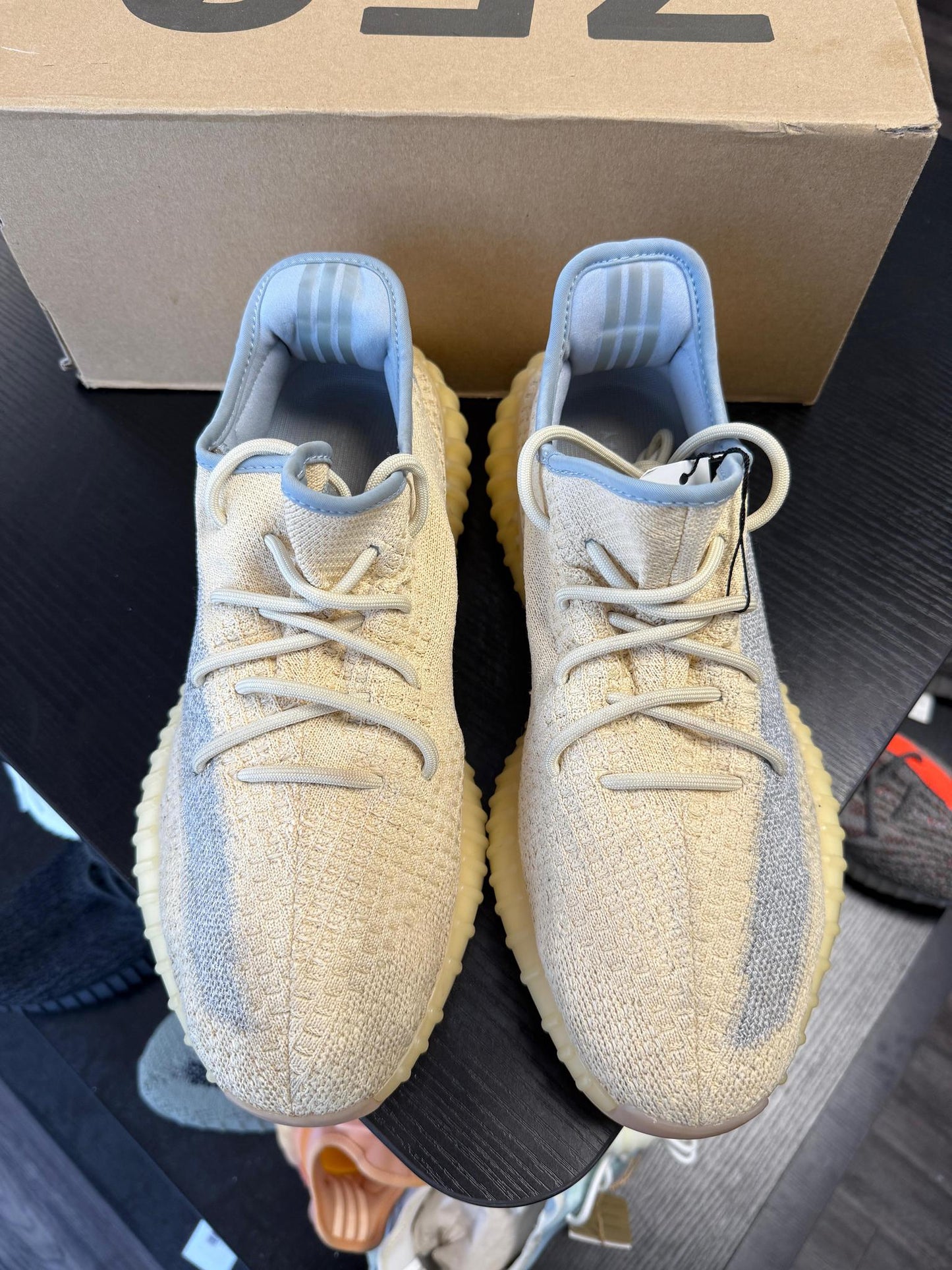 Yeezy 350 V2 "Linen" Used Size 11.5