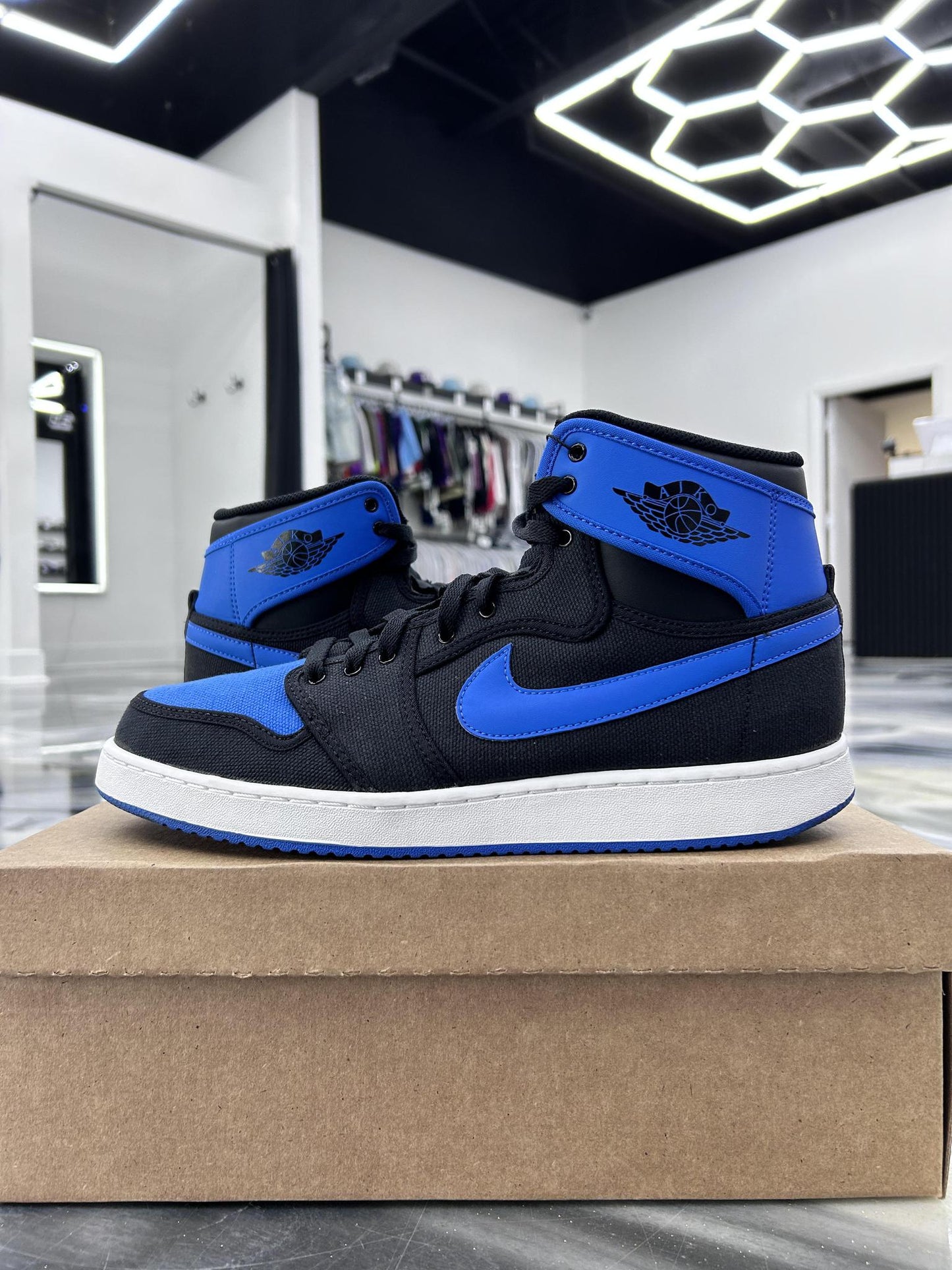 Jordan 1 AJKO "Royal" Used Size 11.5
