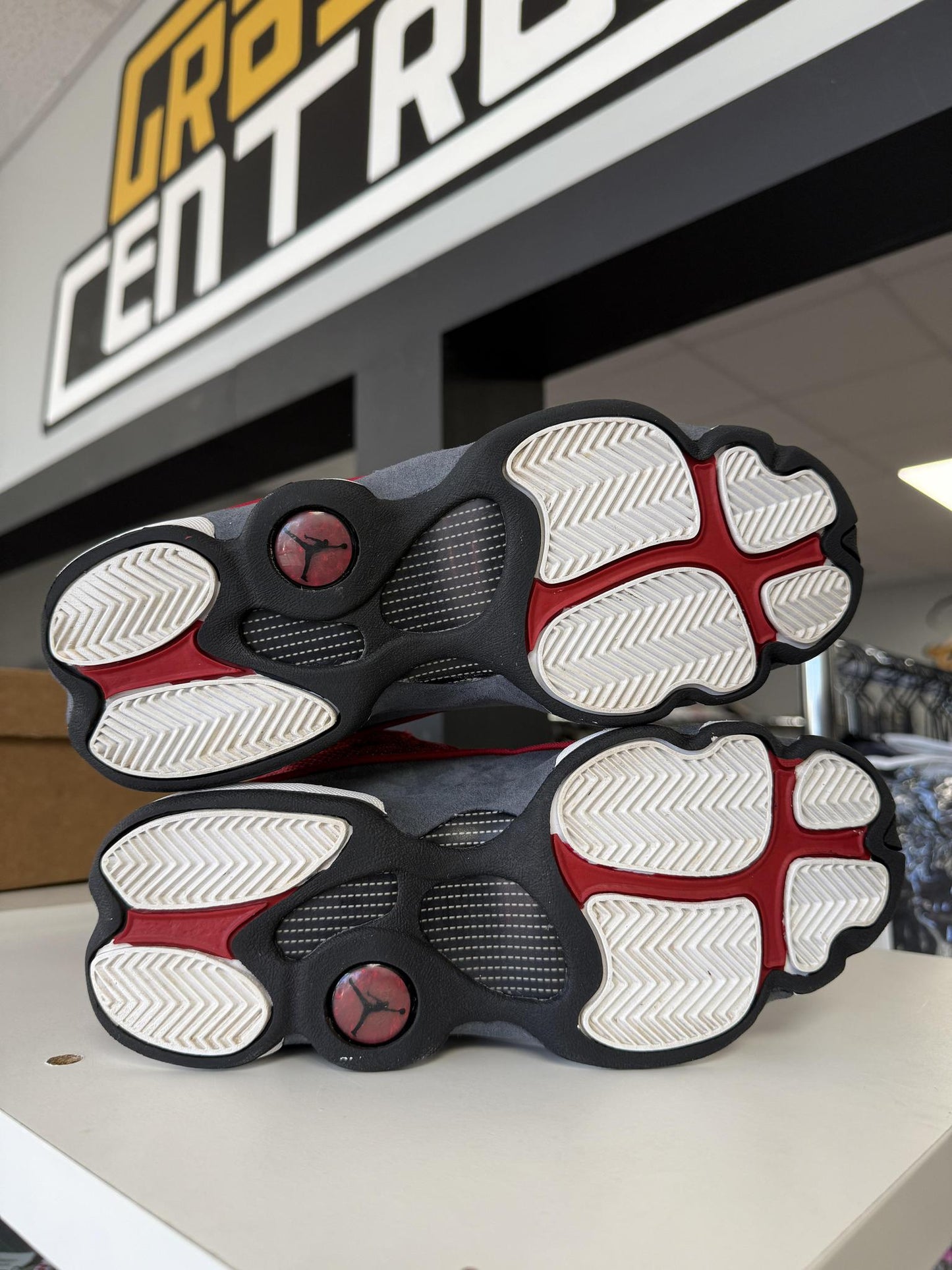 Jordan 13 "Red Flint" Used Size 6Y/7.5W
