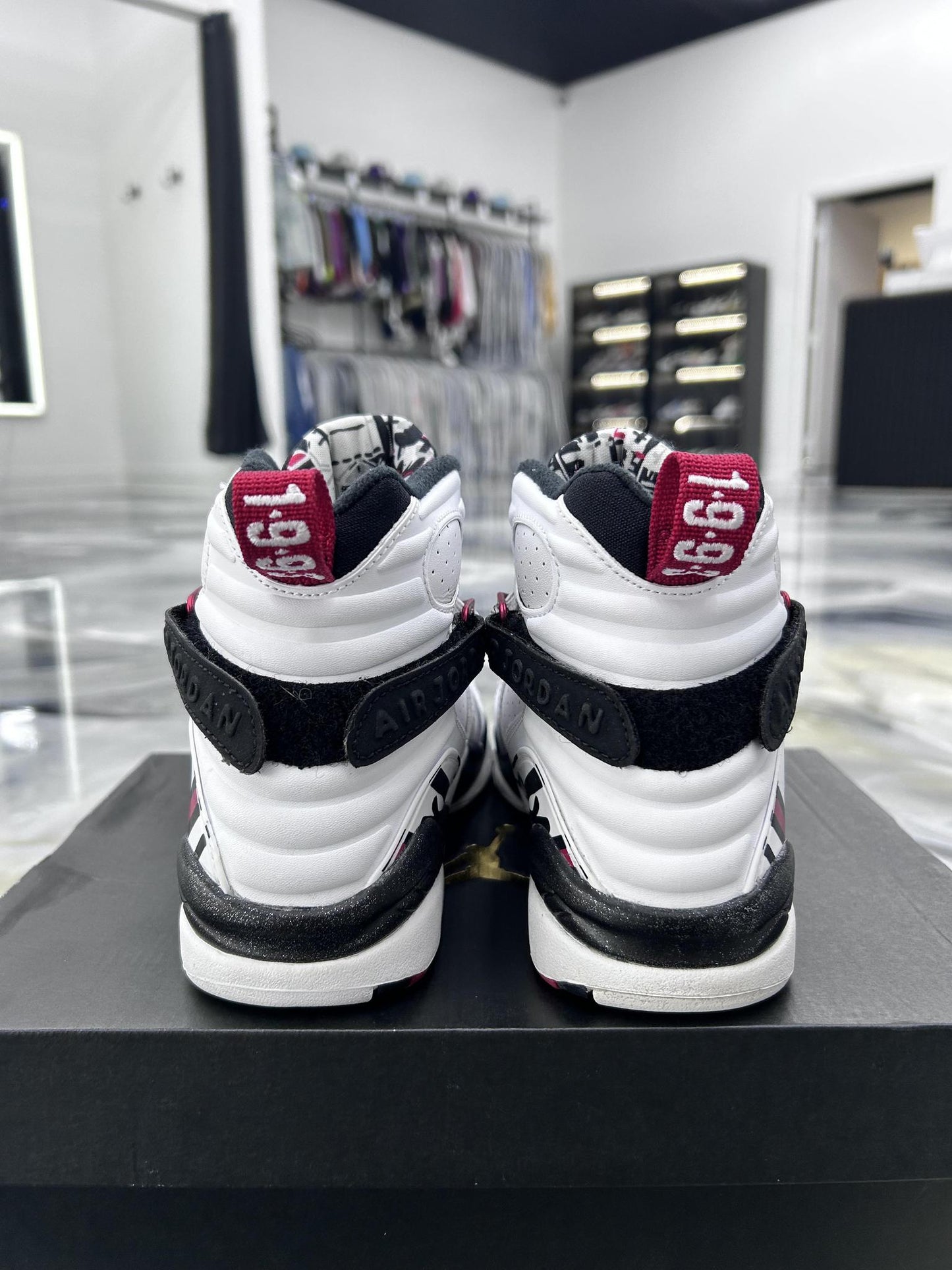 Jordan 8 "Alternate" Used Size 6Y/7.5W