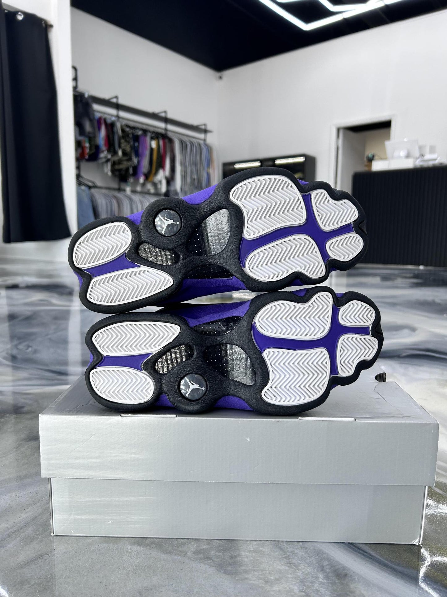 Jordan 13 "Court Purple" Used Size 8