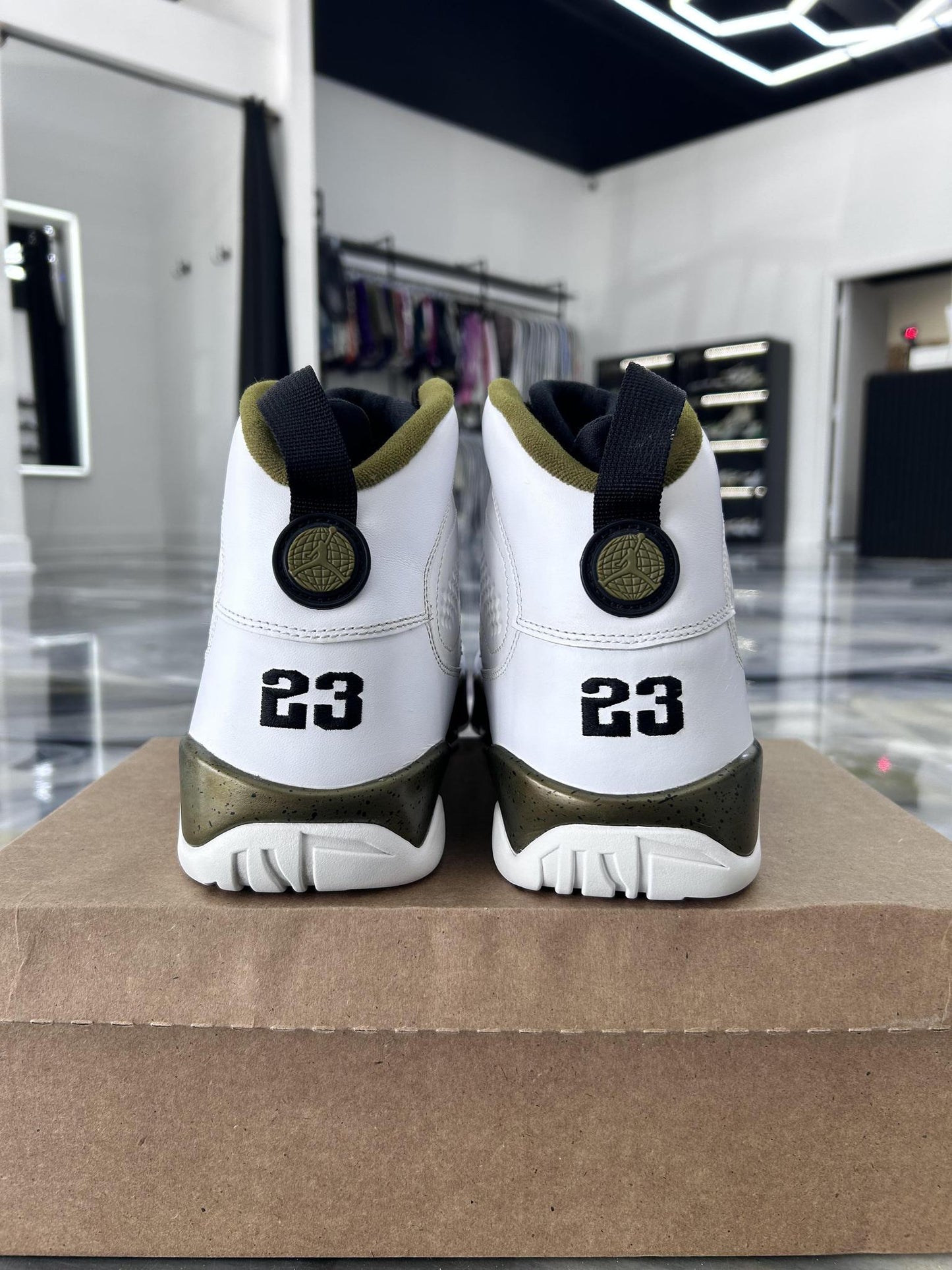 Jordan 9 "Statue" Used Size 14