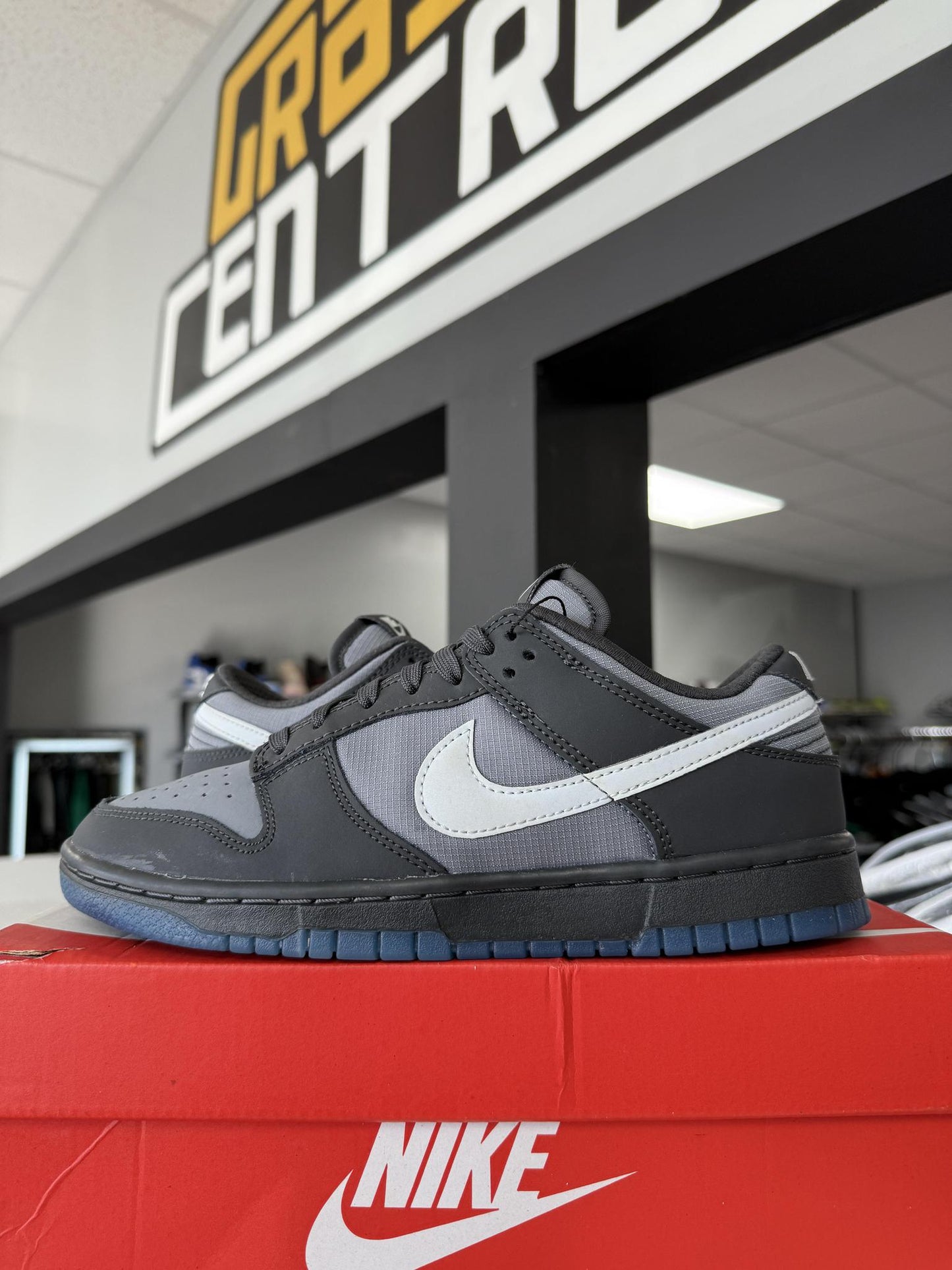Nike Dunk Low "Anthracite" Used Size 6Y/7.5W