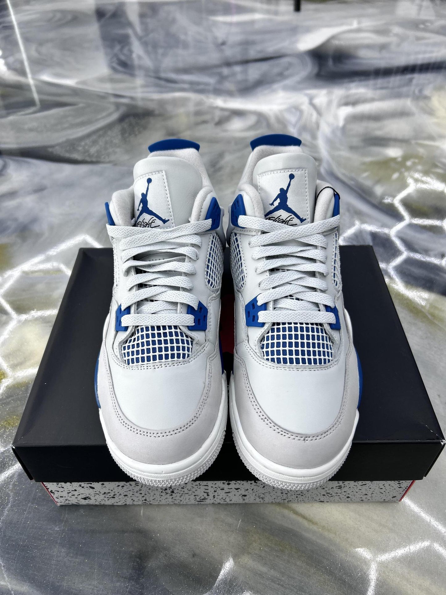 Jordan 4 Military Blue Used Size 7Y/8.5W