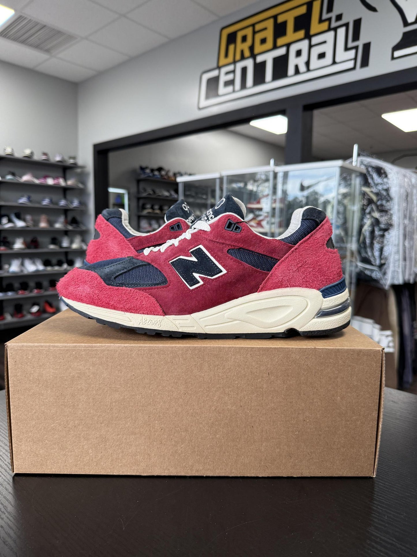 New Balance 990v2 x Teddy Santis "Chrysanthemum" Used Size 11