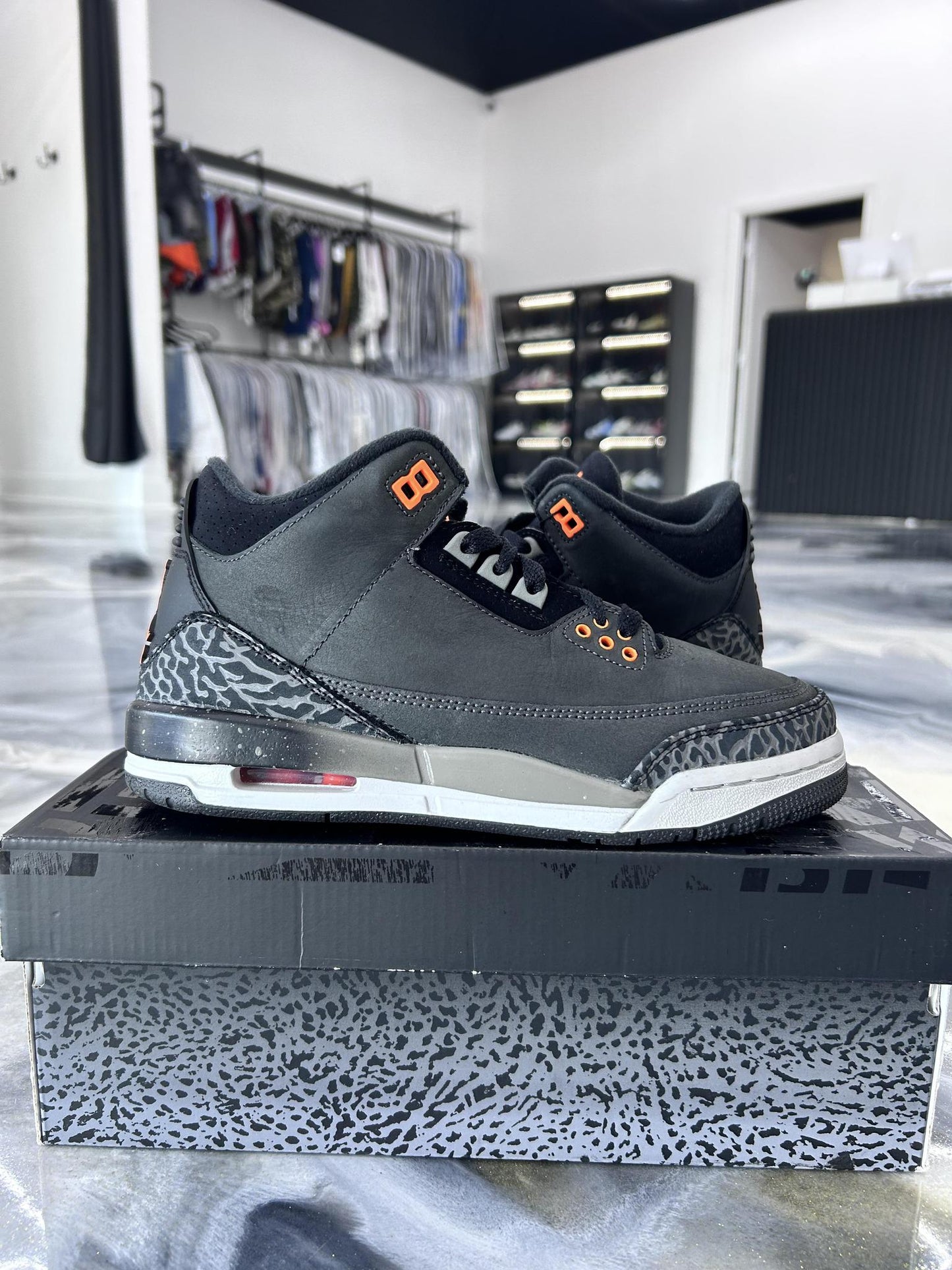 Jordan 3 "Fear" Used Size 6Y/7.5W