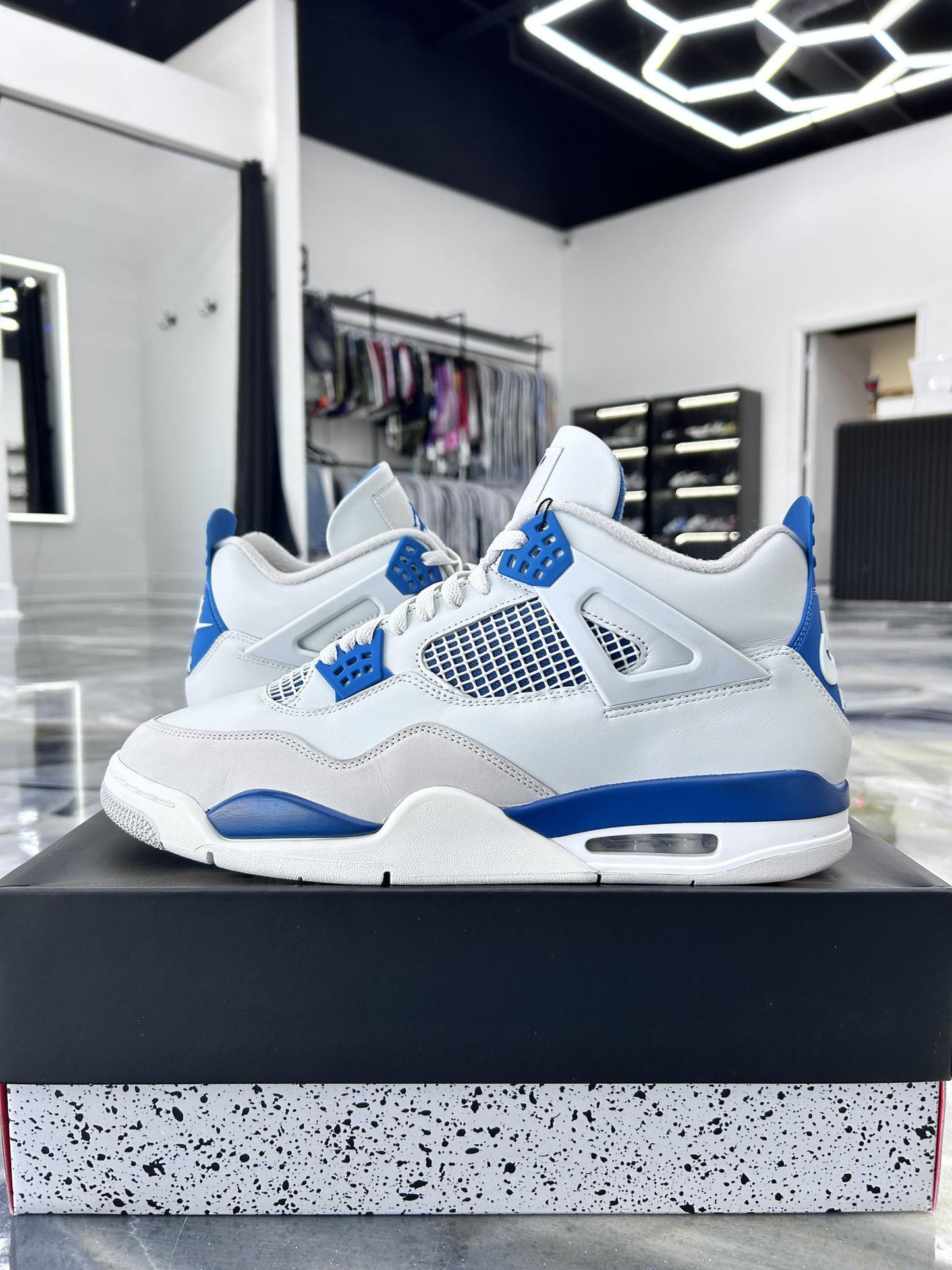 Jordan 4 "Military Blue" Used Size 14