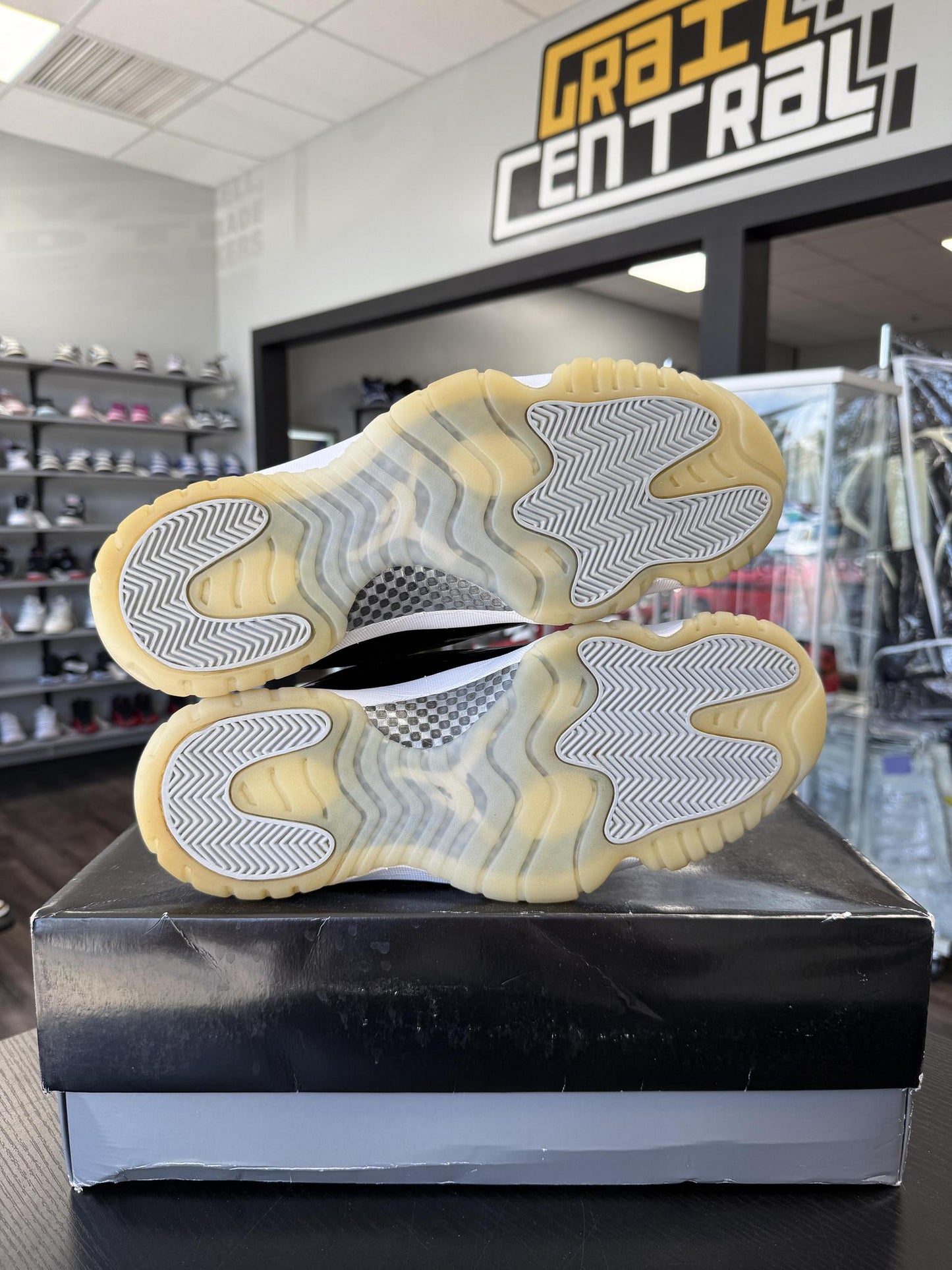 Jordan 11 "Jubilee" Used Size 13