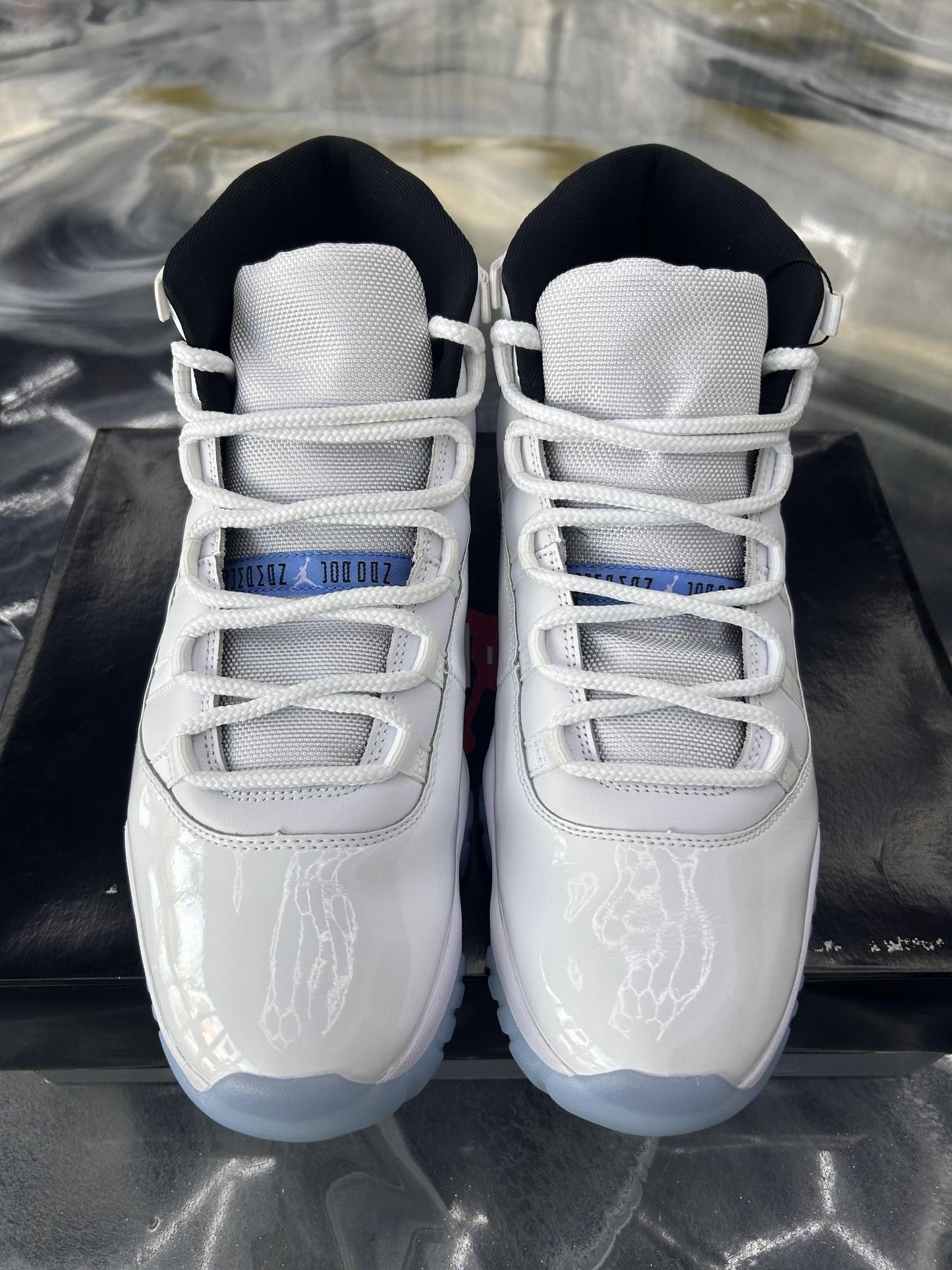 Jordan 11 "Legend Blue" Used Size 12