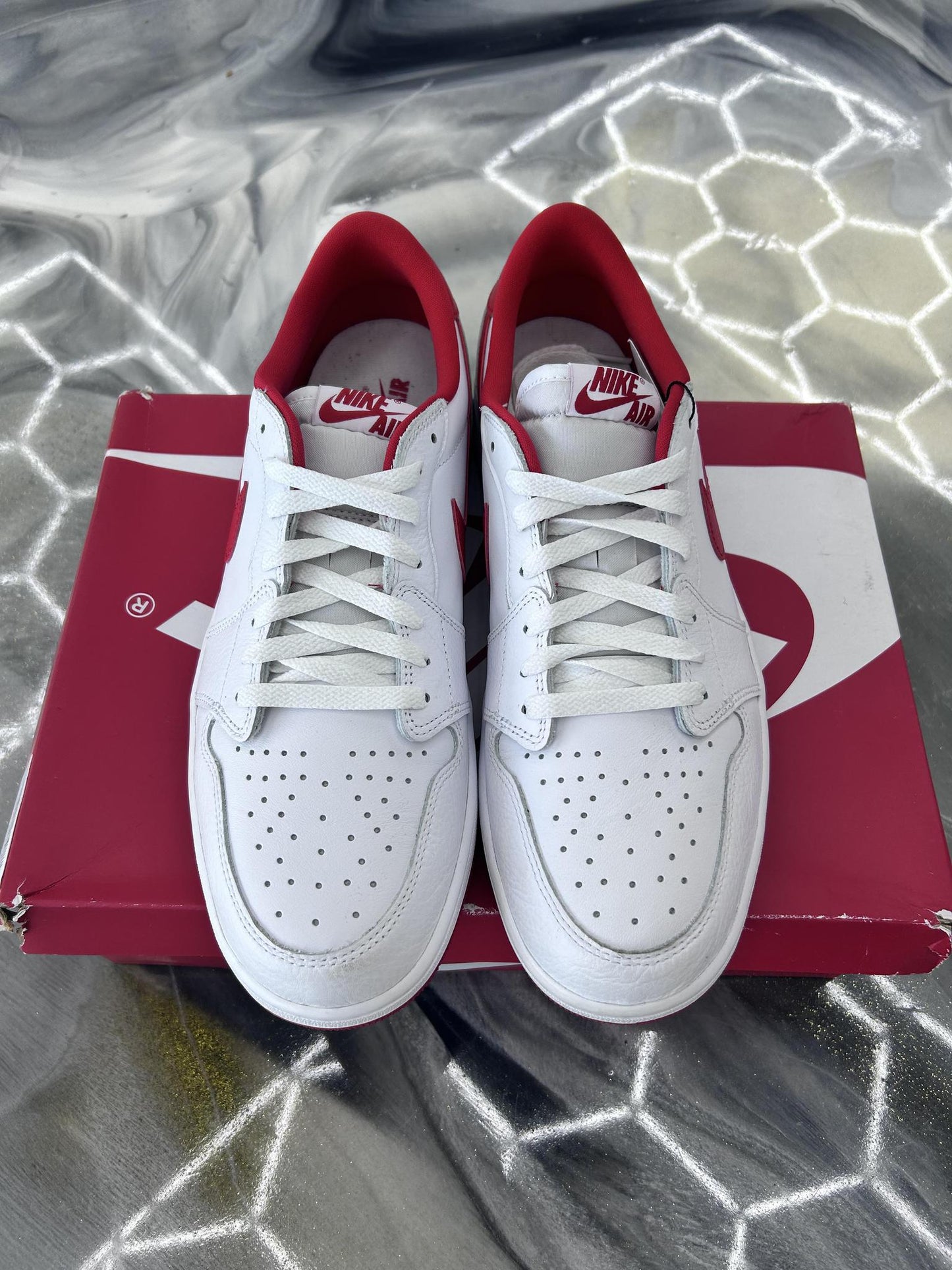 Jordan 1 Low "University Red" Used Size 13
