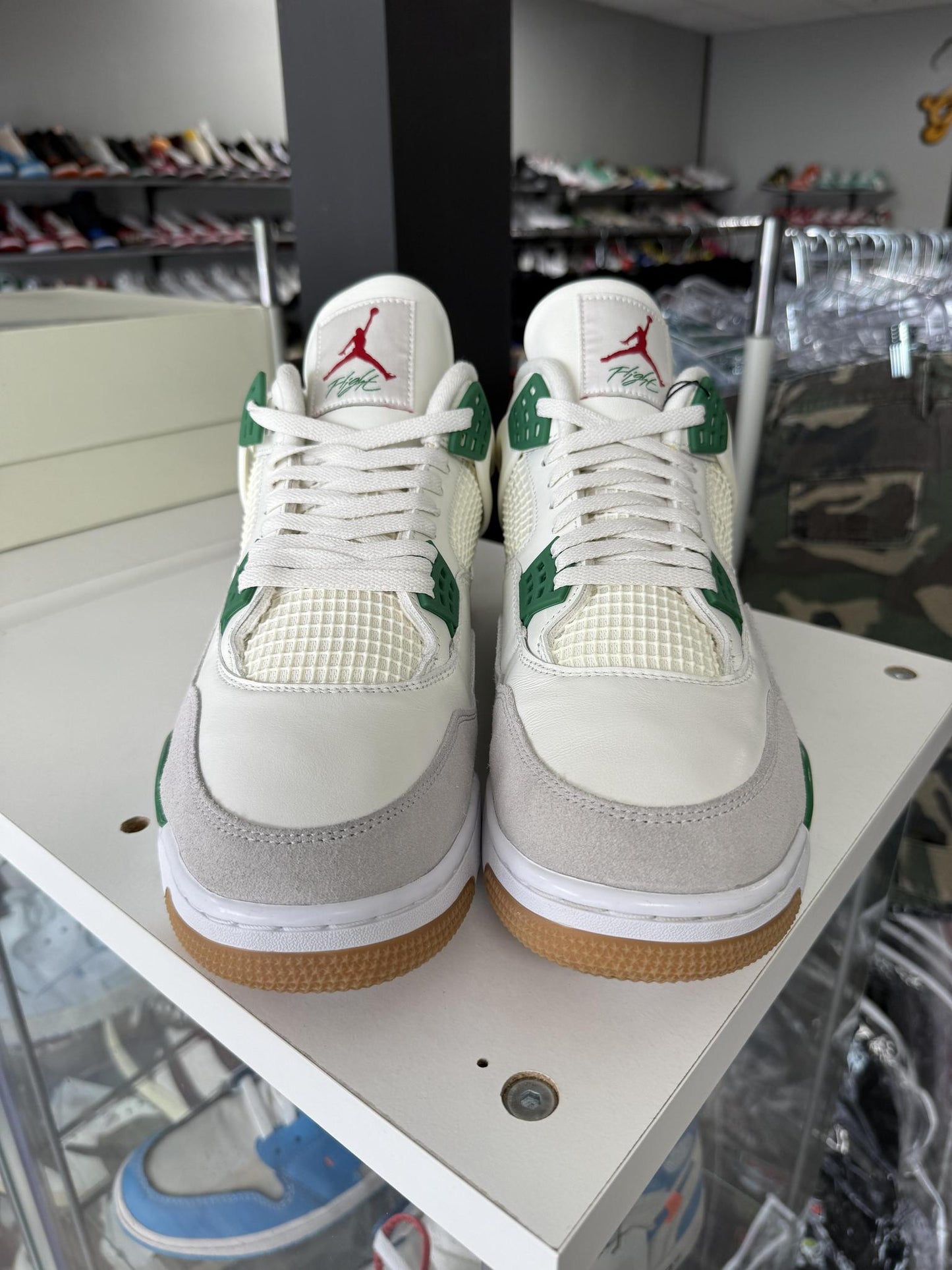 Jordan 4 SB "Pine Green" Used Size 14