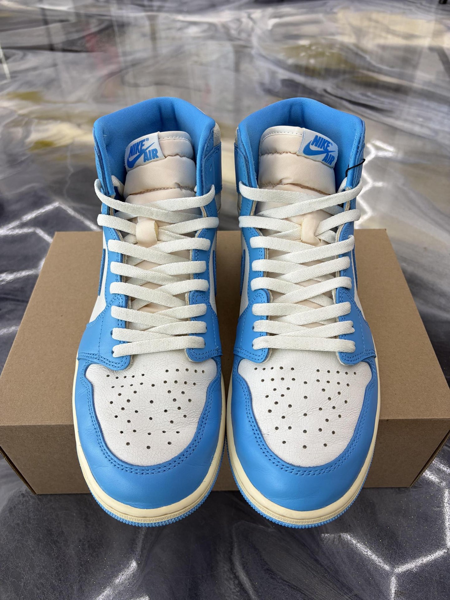 Jordan 1 "UNC Reimagined" Used Size 11