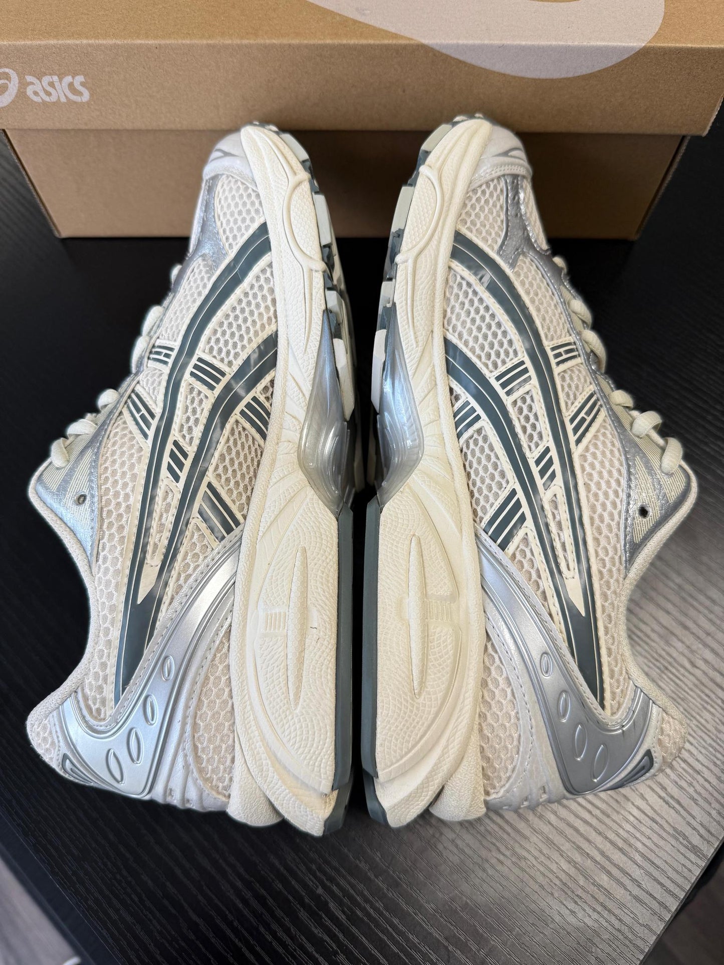 Asics Gel Kayano 14 Birch Dark Pewter Used Size 9