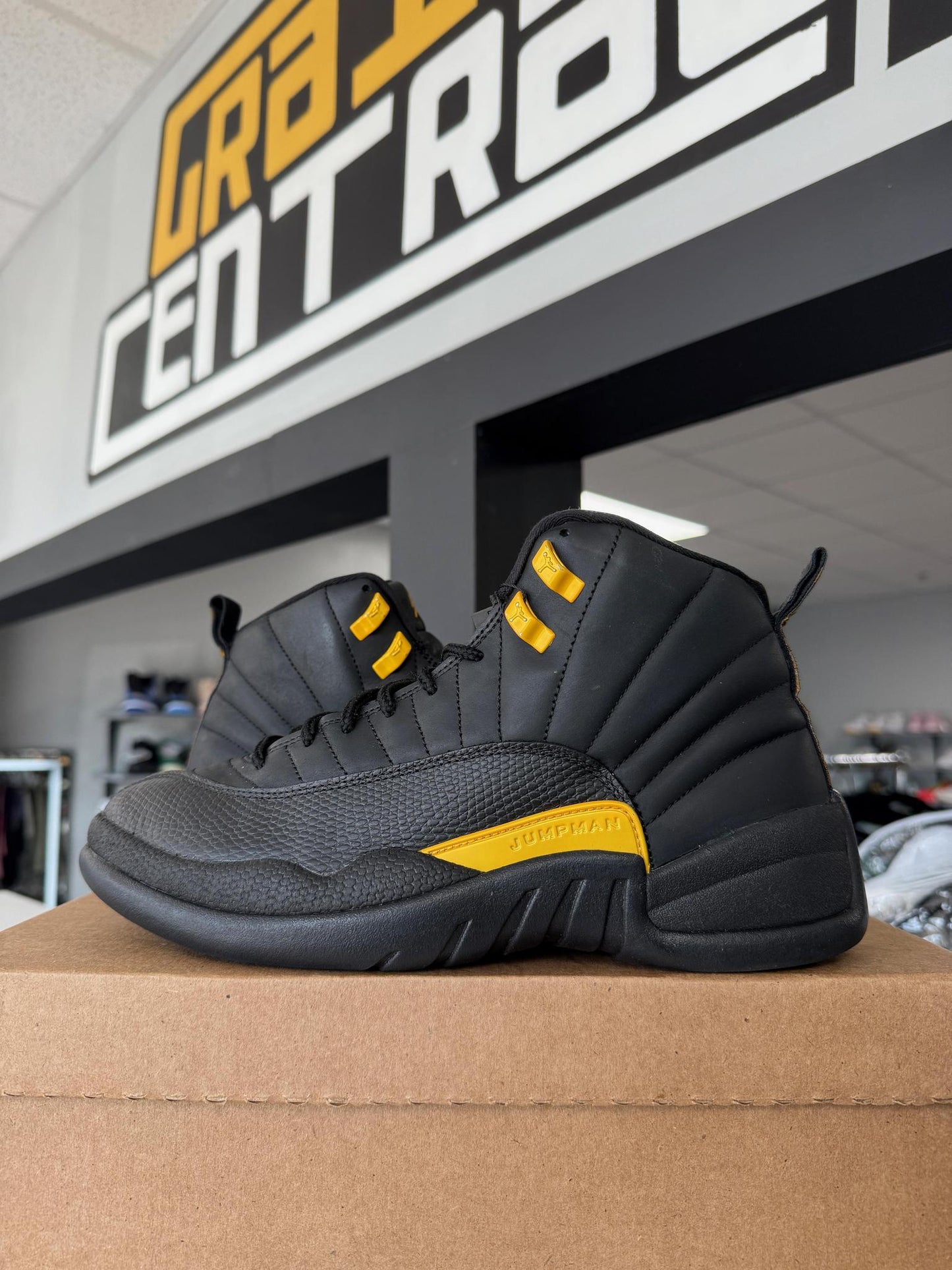 Jordan 12 "Black Taxi" Used Size 9