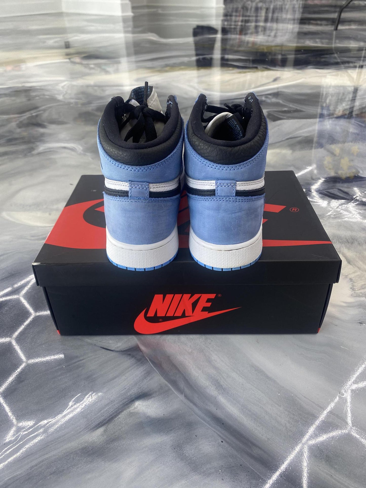 Jordan 1 "University Blue" Used 7Y/8.5W