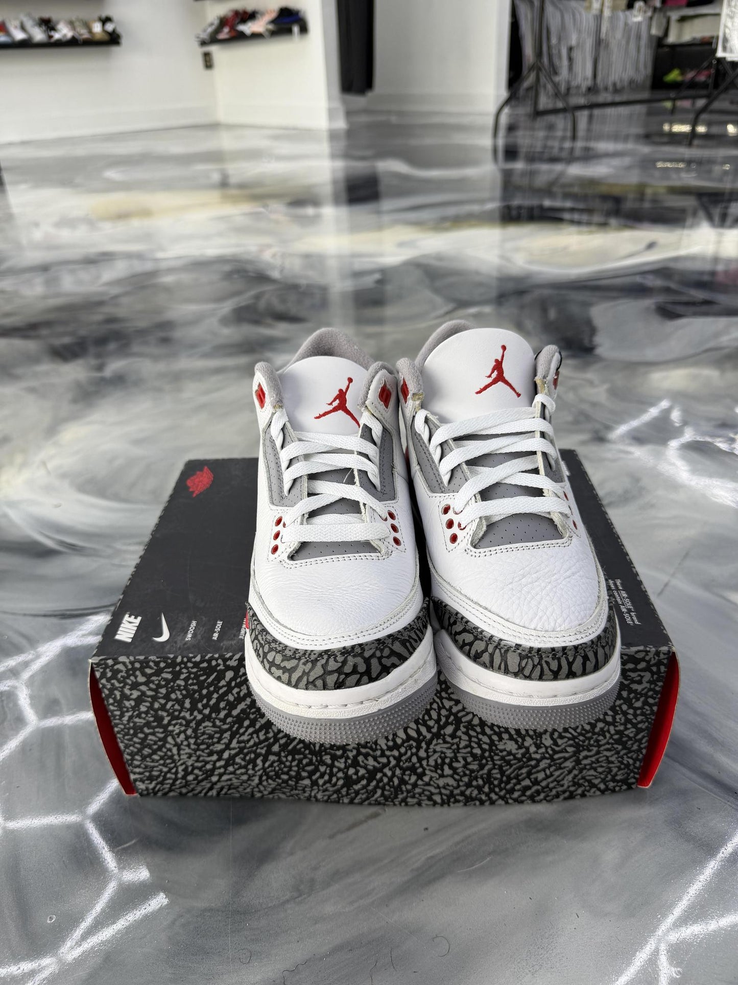 Jordan 3 "Fire Red" Used Size 6Y