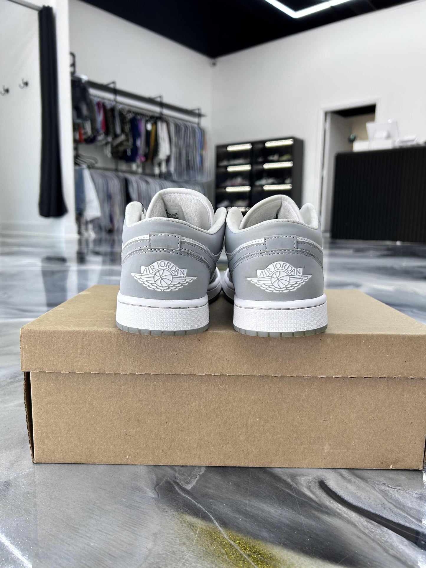 Jordan 1 Low "Wolf Grey" Used Size 7Y/8.5W
