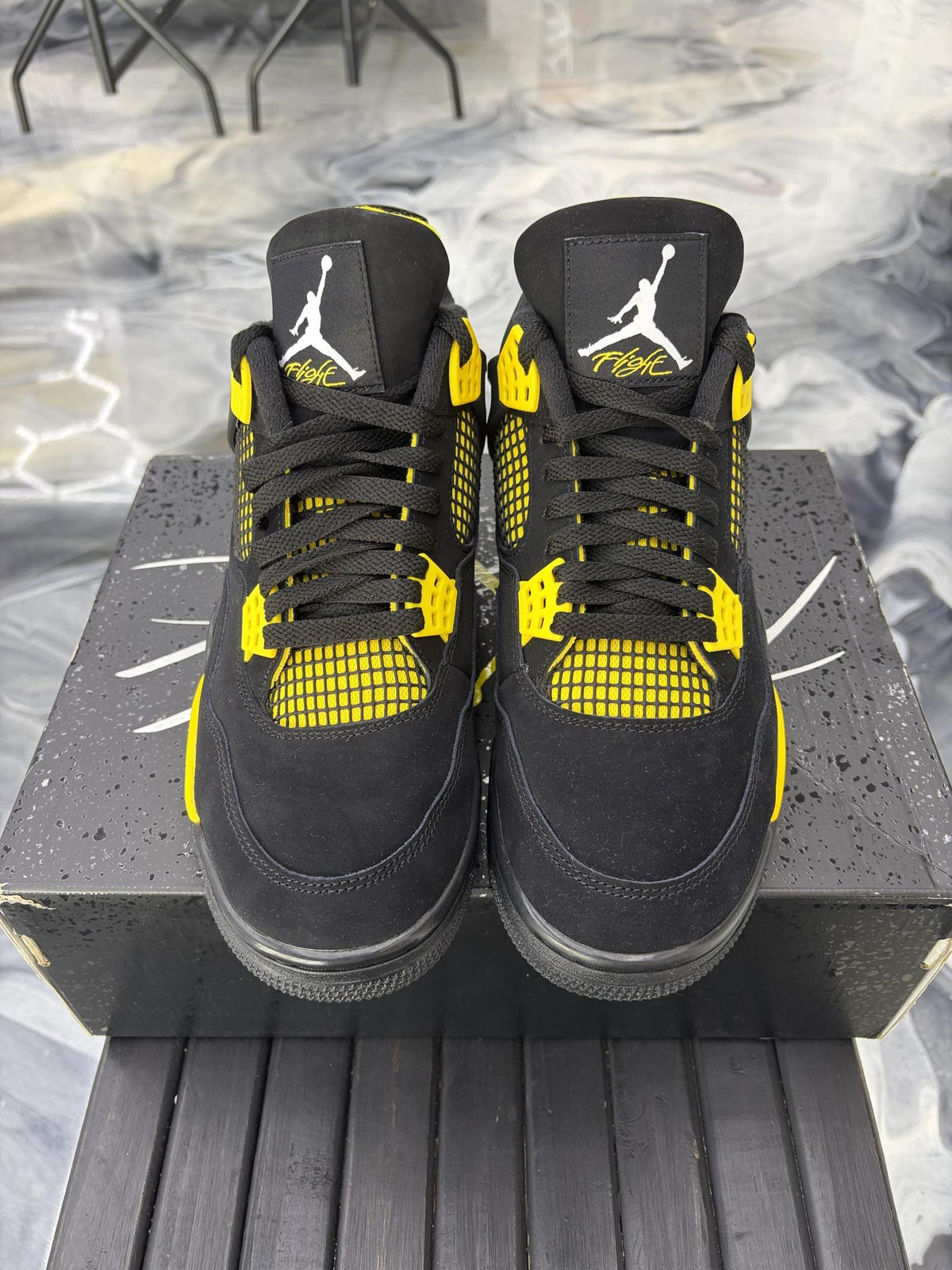 Jordan 4 "Thunder" Used Size 10.5
