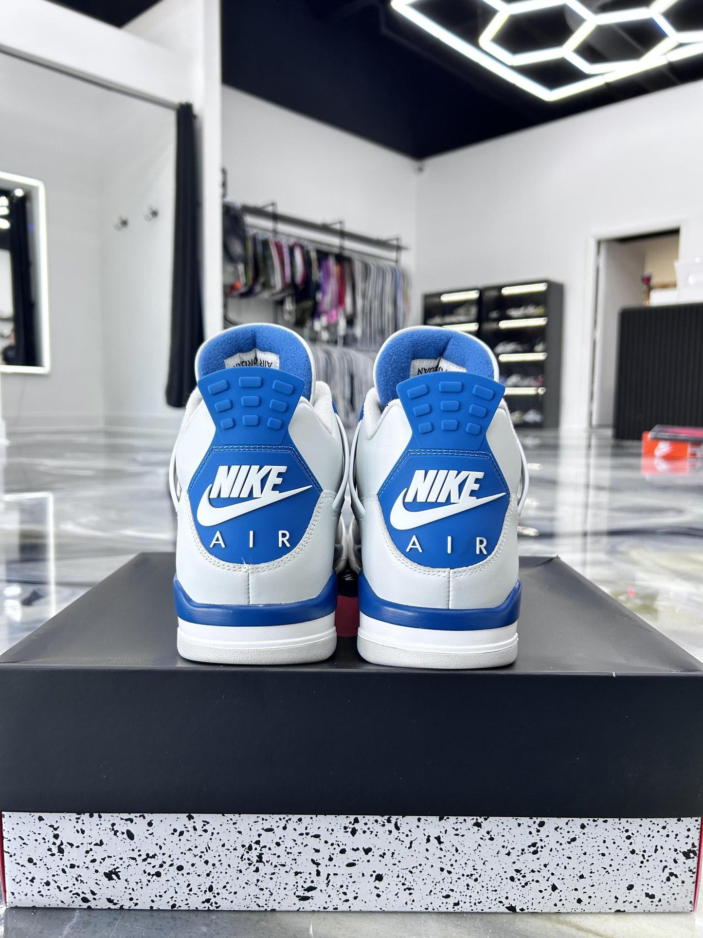 Jordan 4 "Military Blue" Used Size 14
