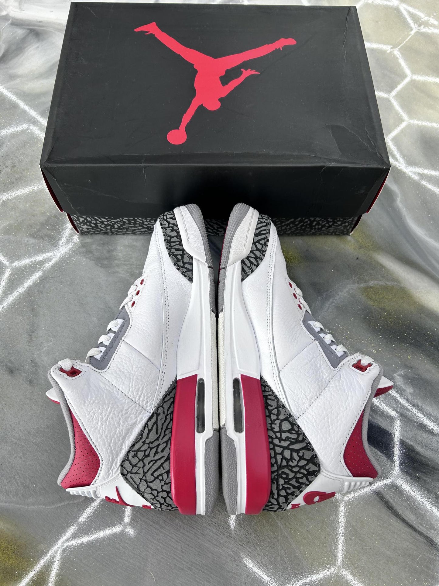 Jordan 3 "Fire Red" Used Size 7Y/8.5W