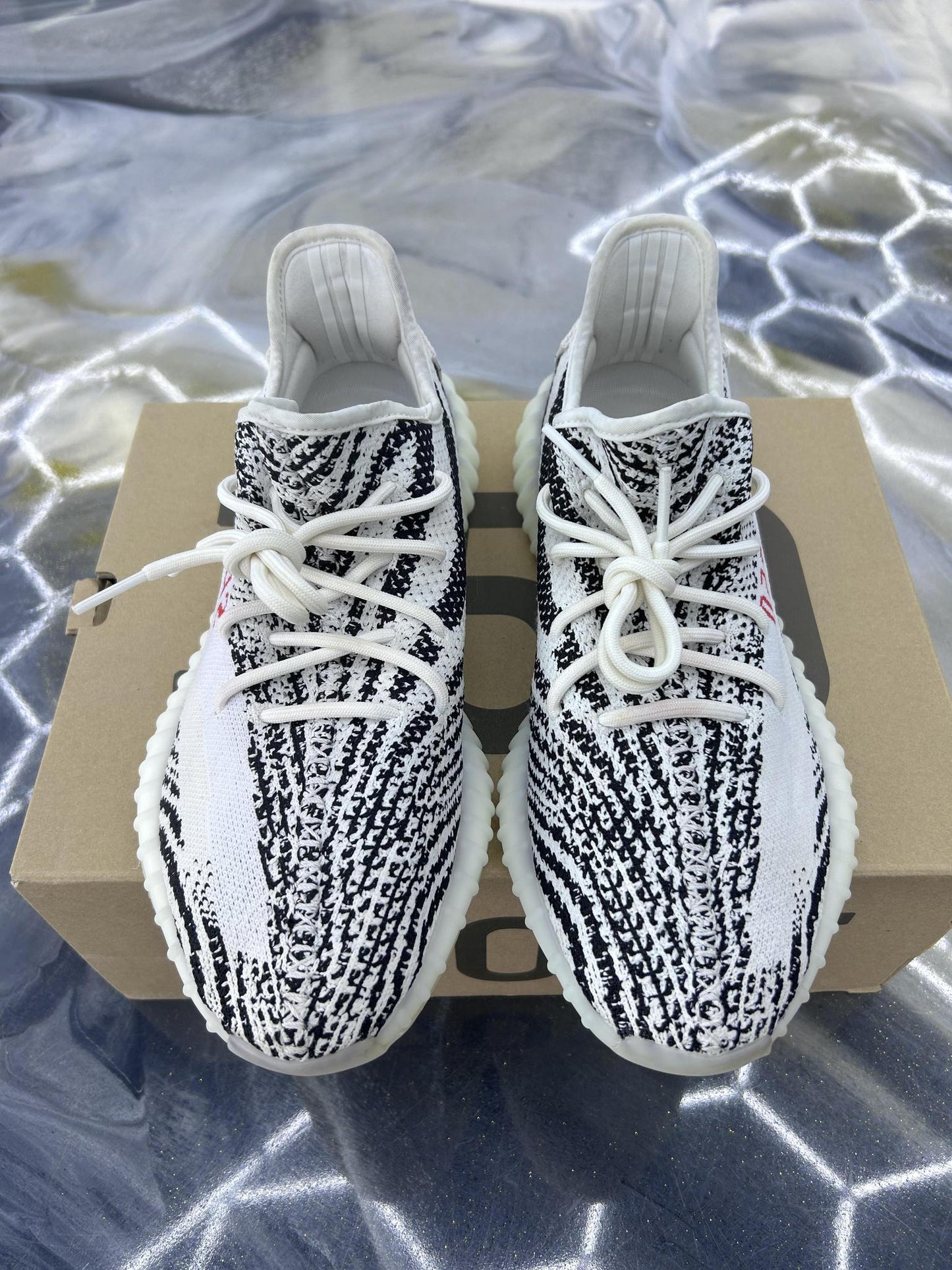 Yeezy 350 "Zebra" Used Size 11.5