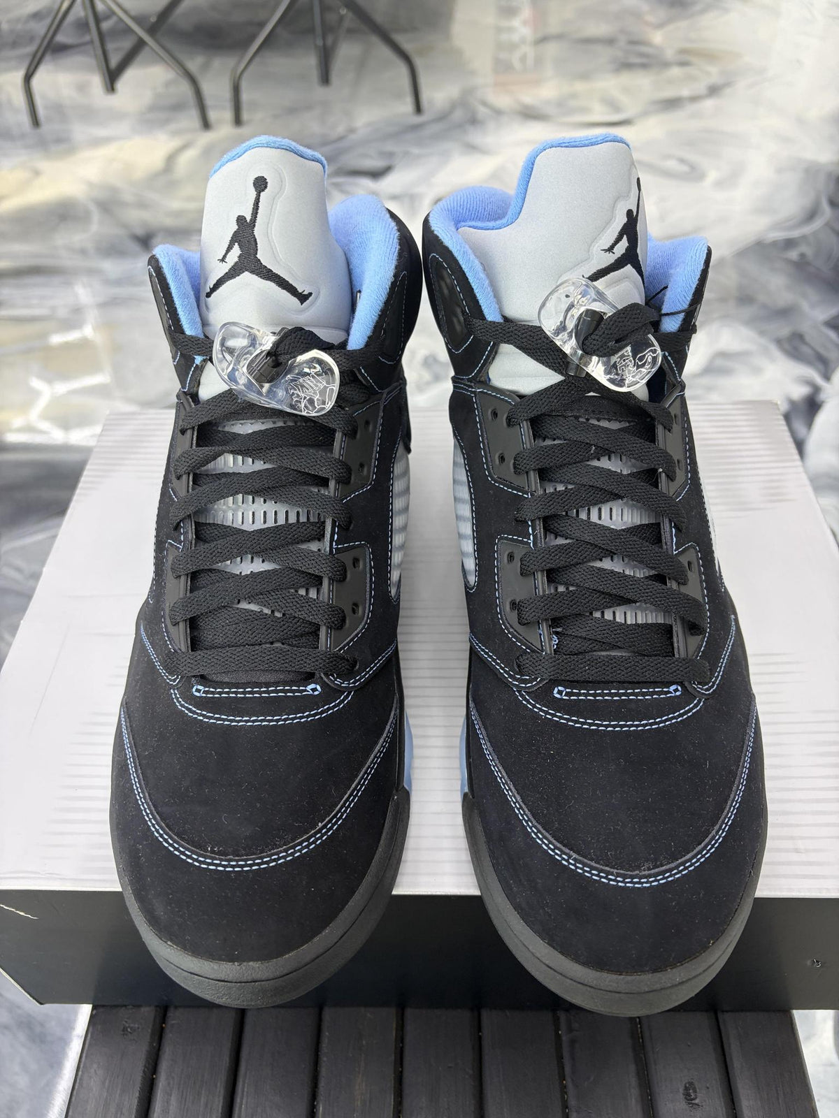 Jordan 5 "Black University Blue" Used Size 13