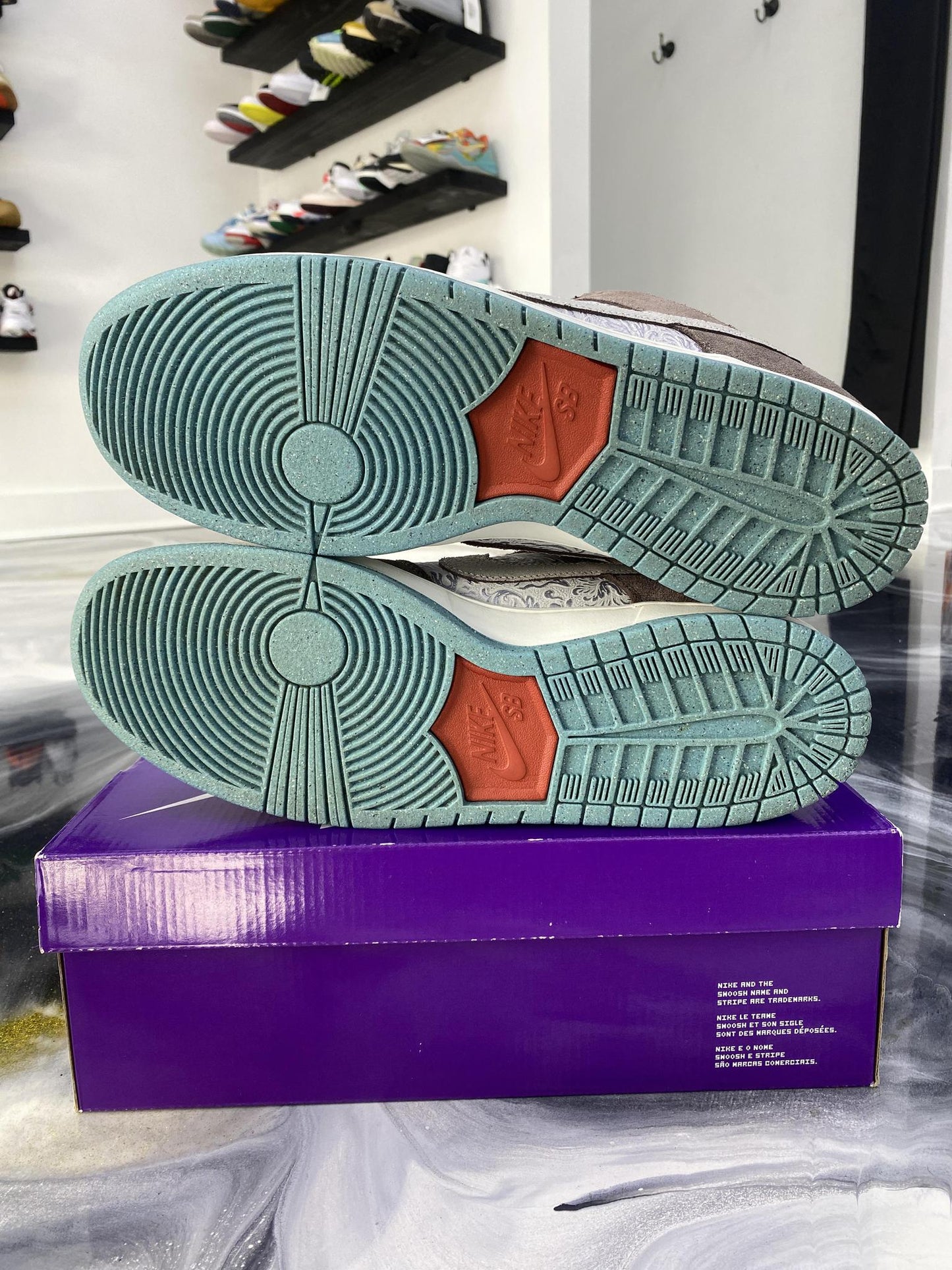 SB Dunk Low "Big Money Savings" Used Size 15