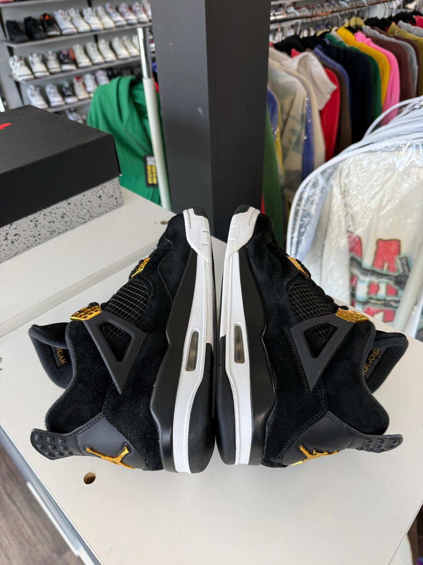 Jordan 4 "Royalty" Used Size 9.5