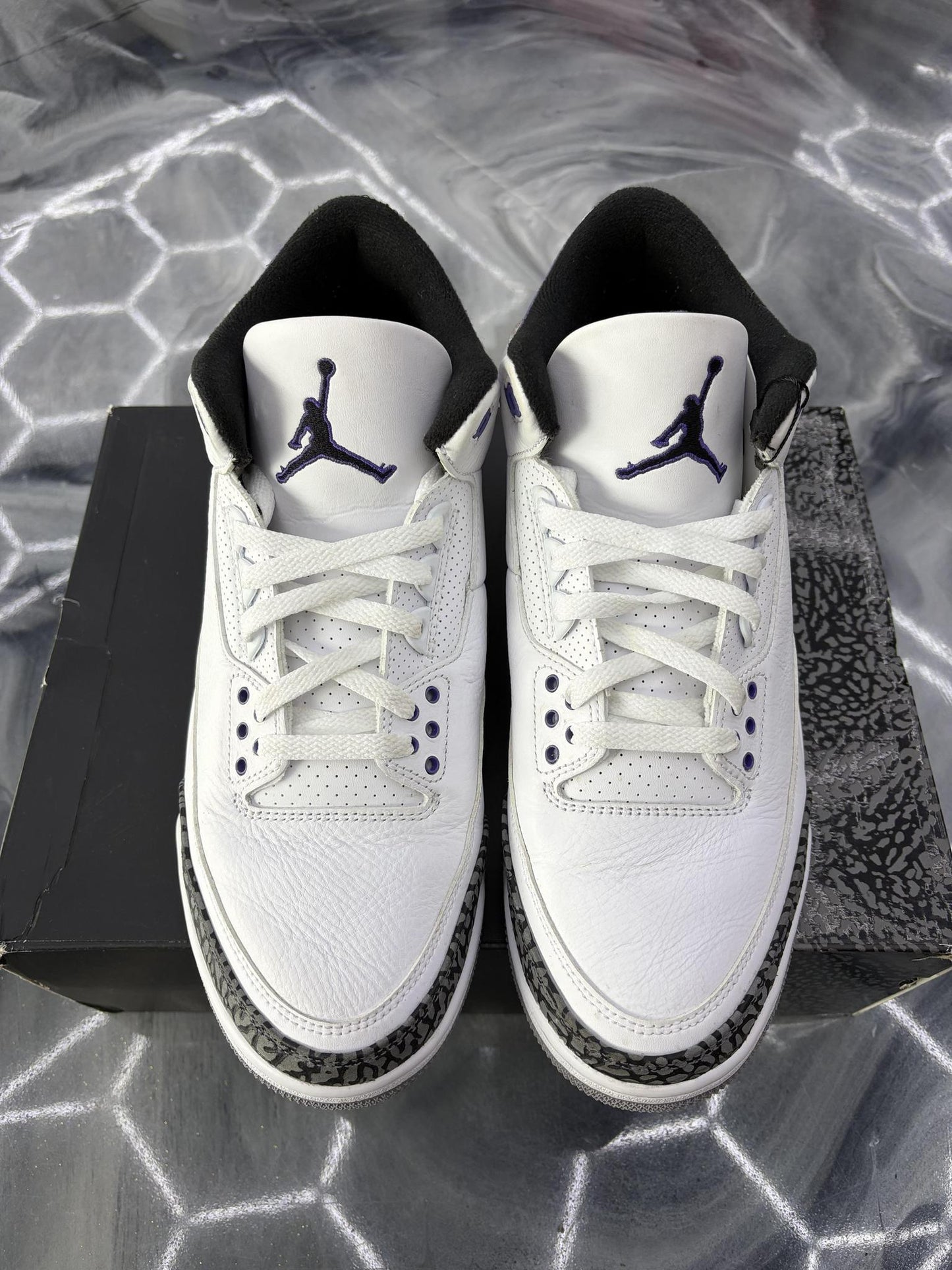 Jordan 3 "Dark Iris" Used Size 11.5