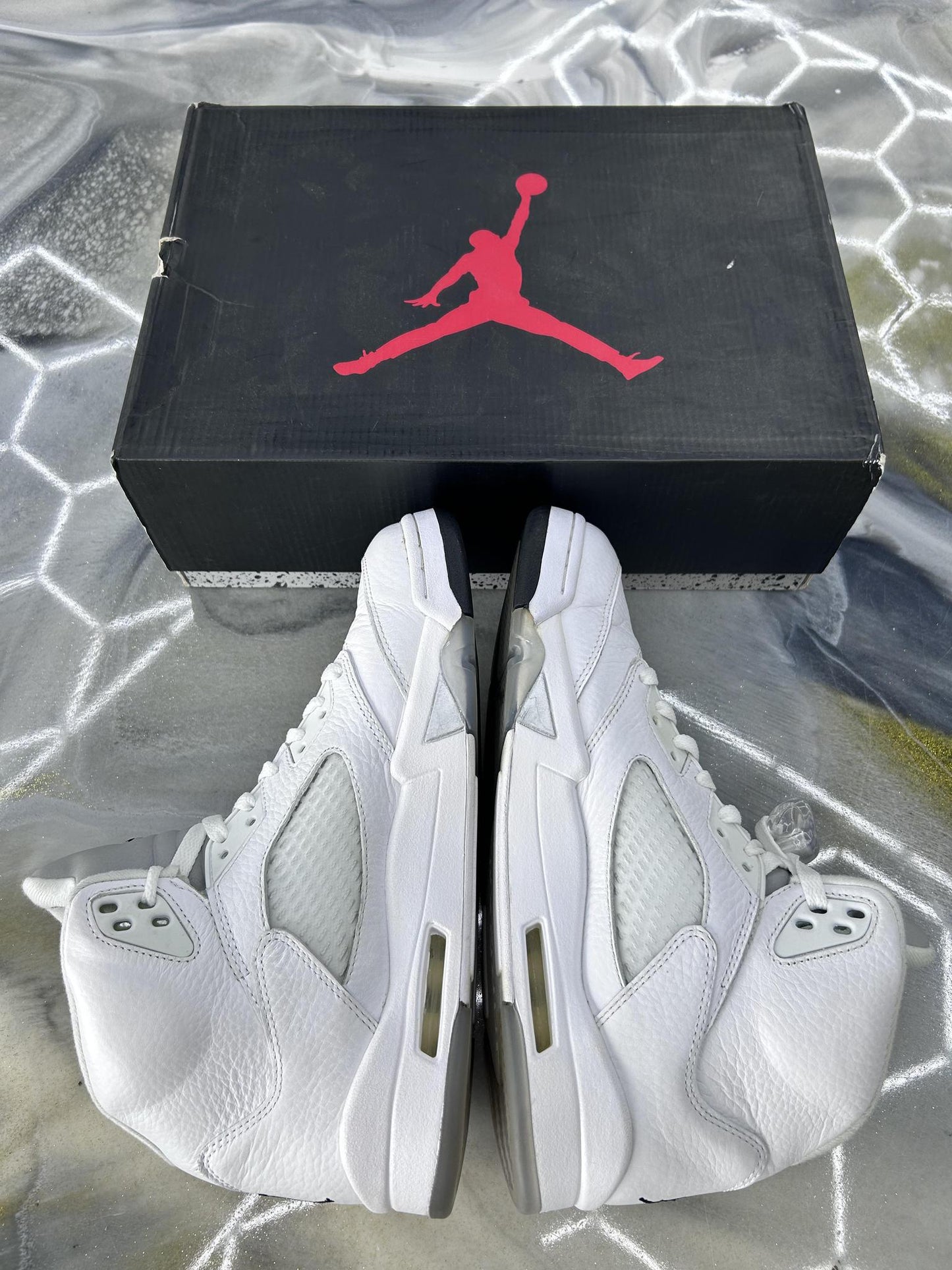 Jordan 5 "White Metallic" Used Size 10
