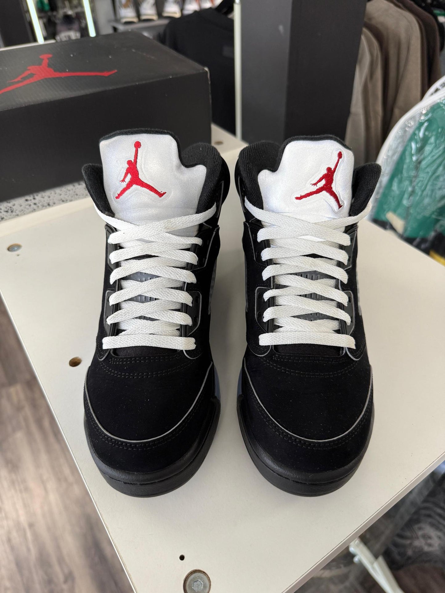 Jordan 5 "Metallic Reimagined" Used Size 5.5Y/7W