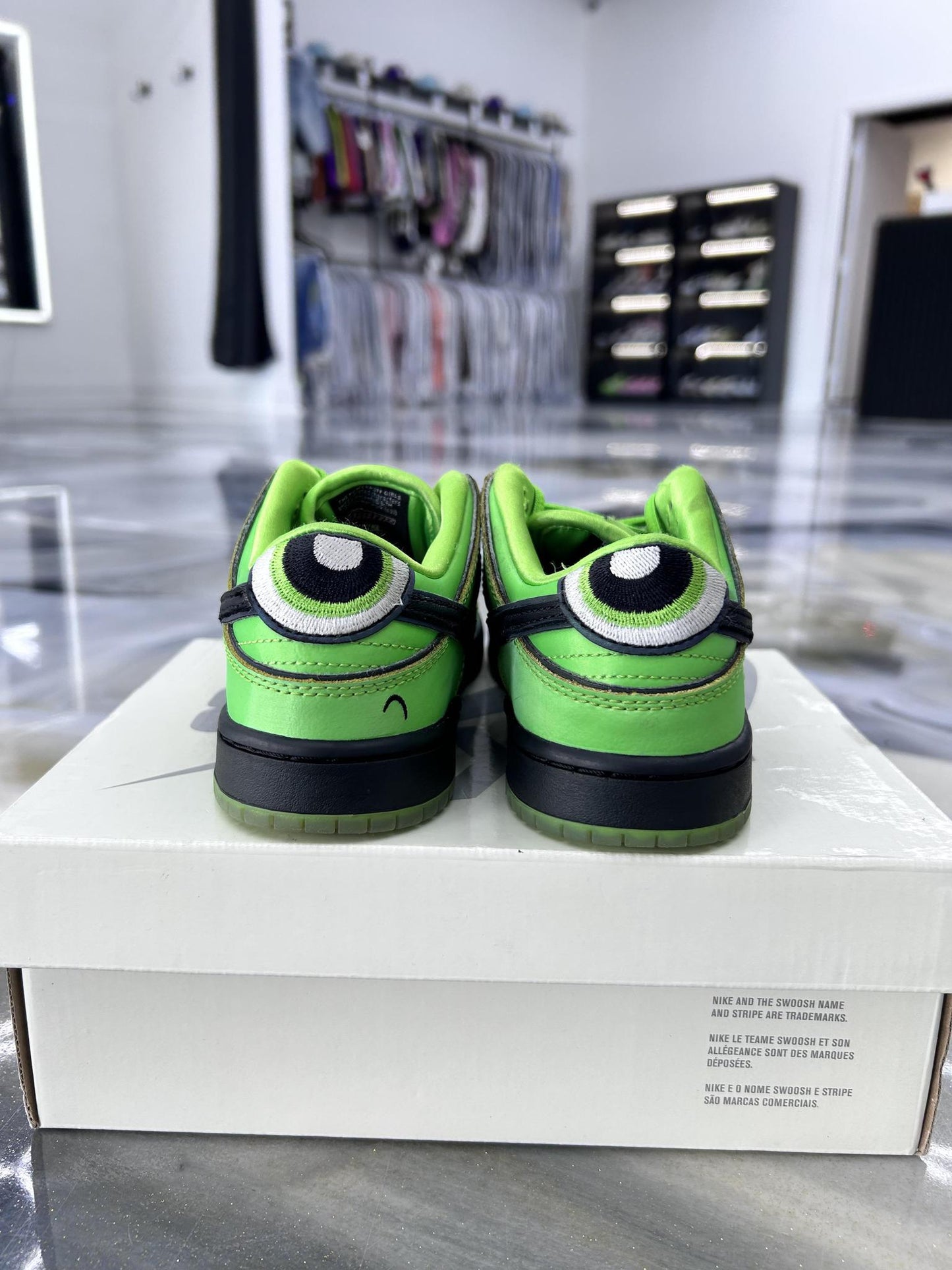 Nike SB Dunk Low "Powerpuff Buttercup" Used Size 13C