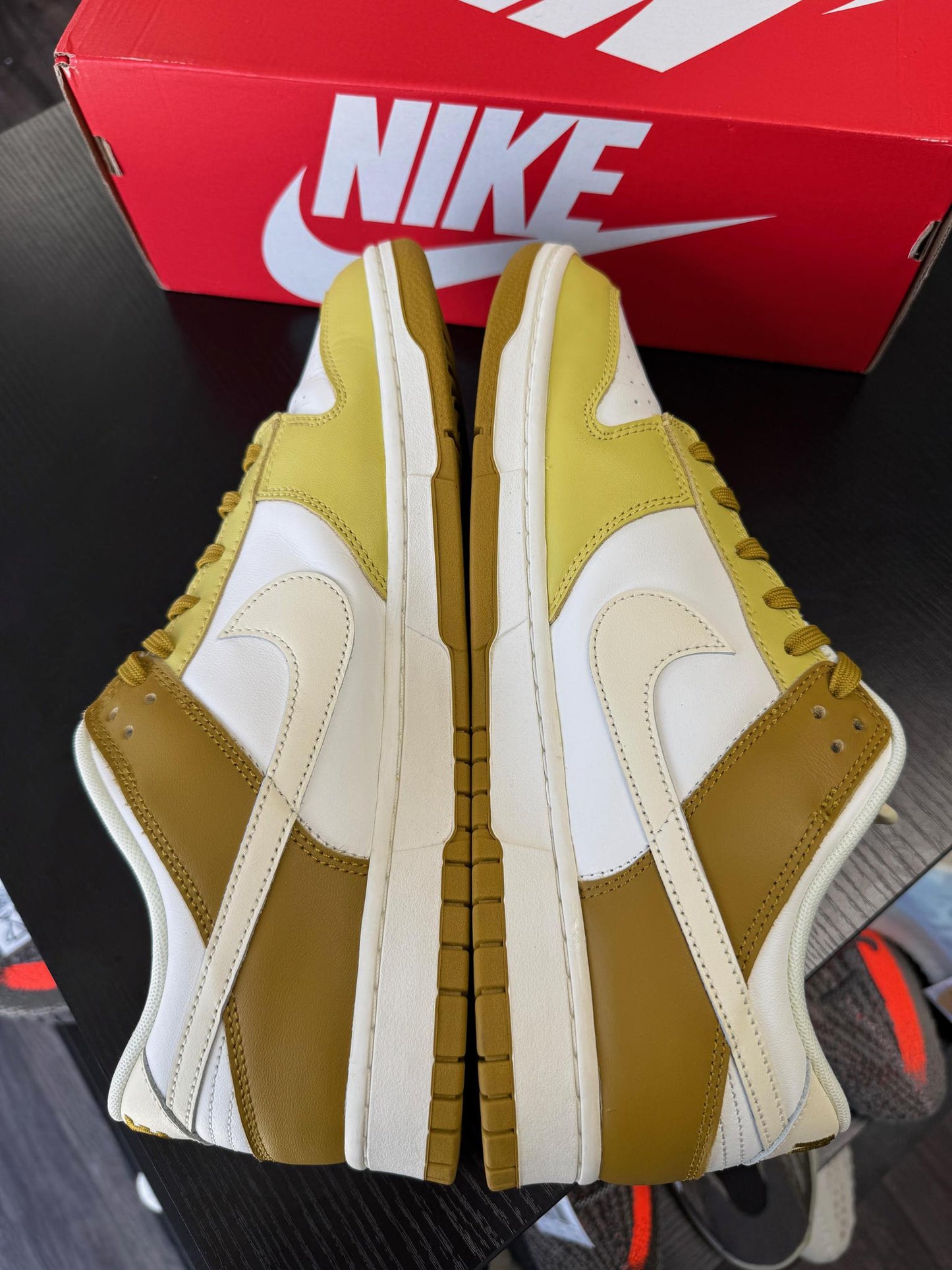 Nike Dunk Low "Bronzine" Used Size 13