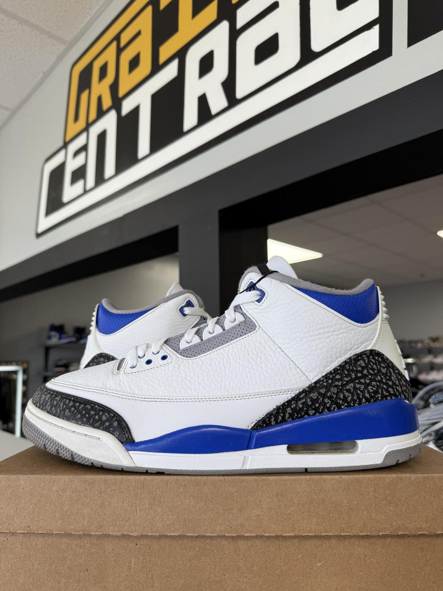 Jordan 3 "Racer Blue" Used Size 13