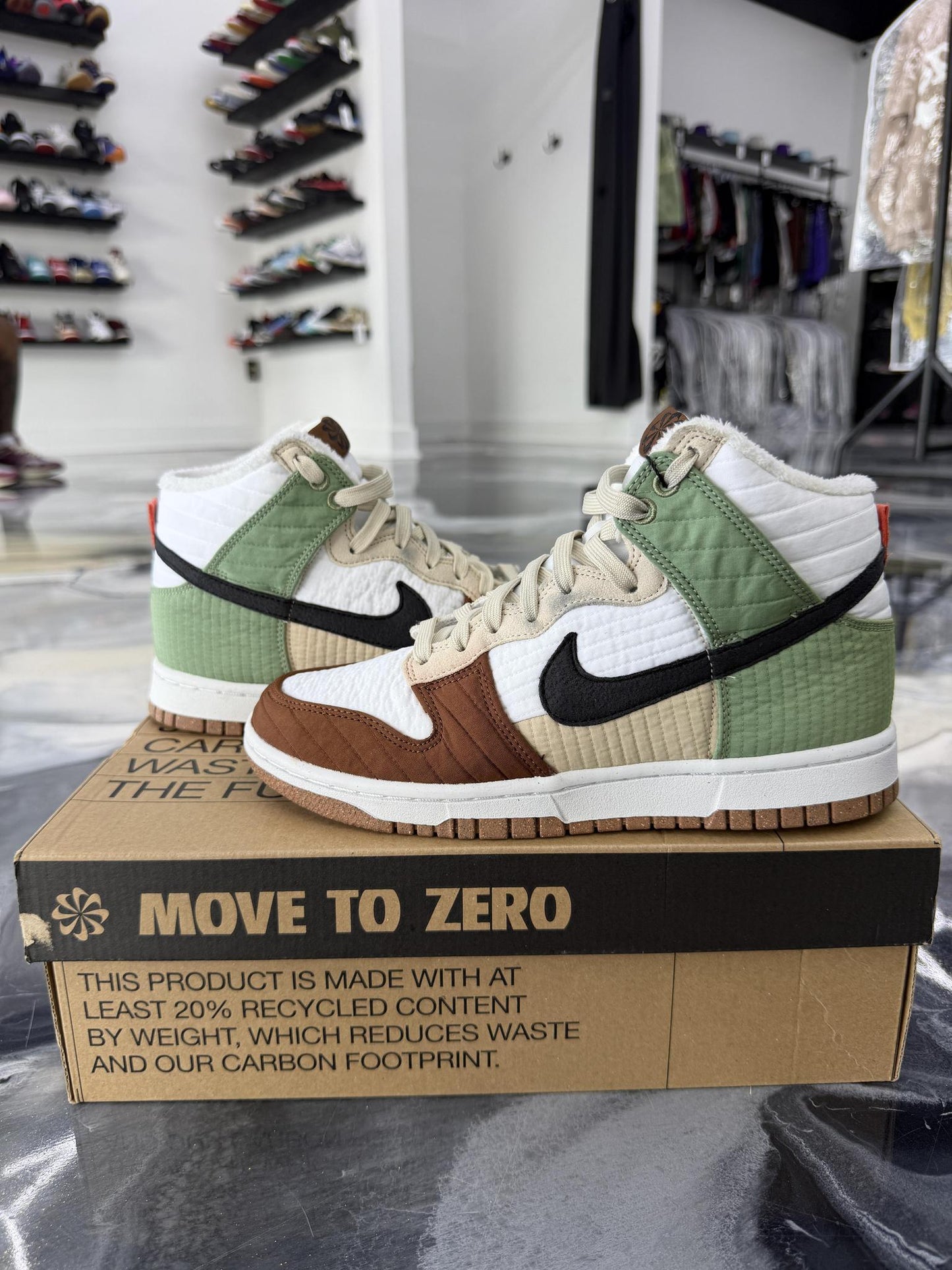 Nike Dunk High "Summit White" Used Size 6Y/7.5W