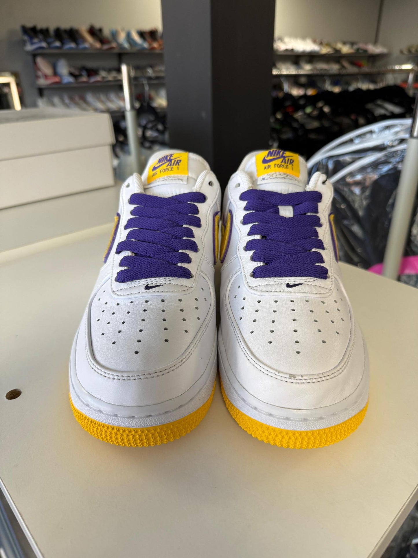 Nike Air Force 1 Low x Kobe "Lakers" Used Size 7.5