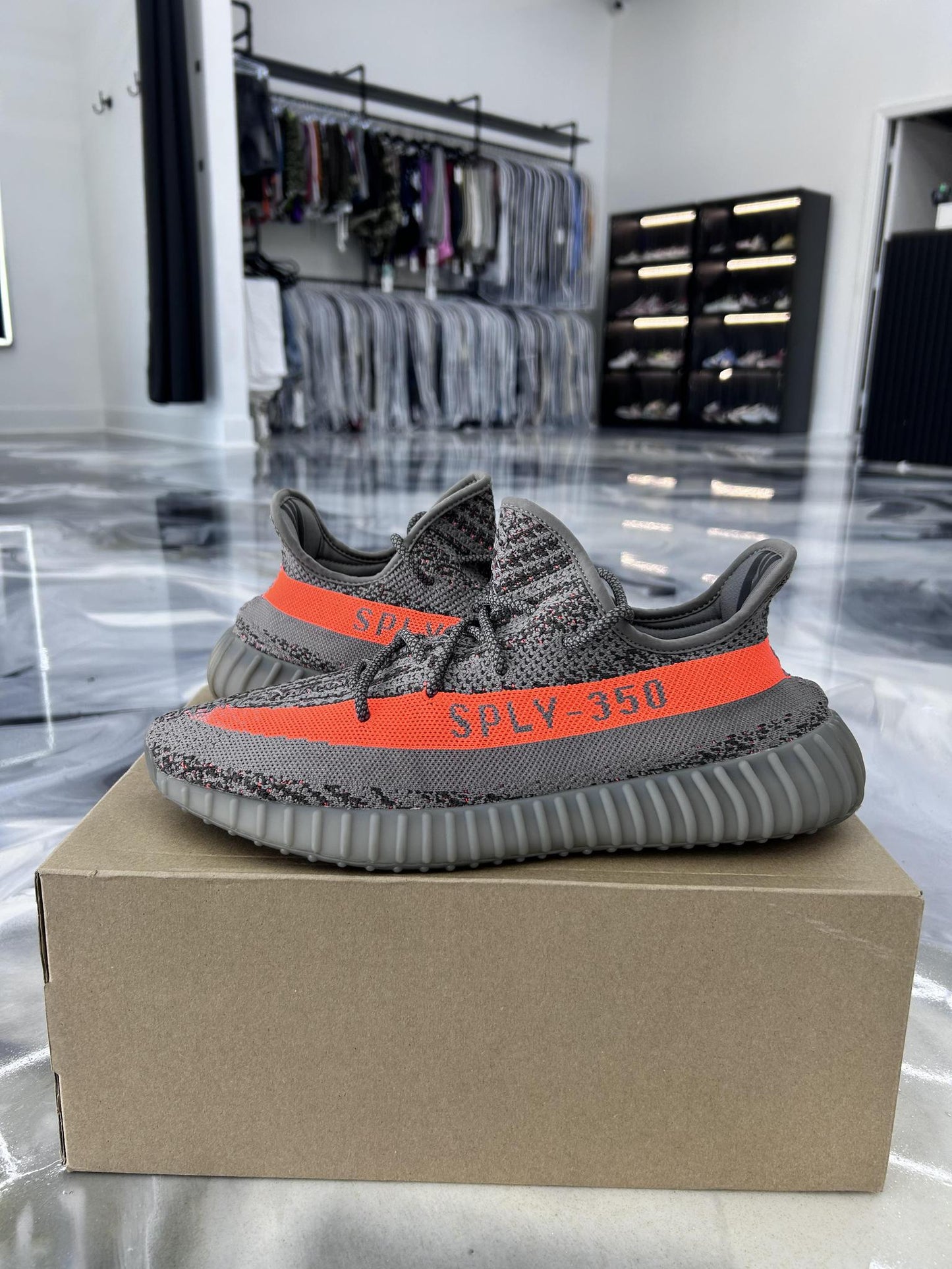 Yeezy 350 V2 "Beluga Reflective" Used Size 13