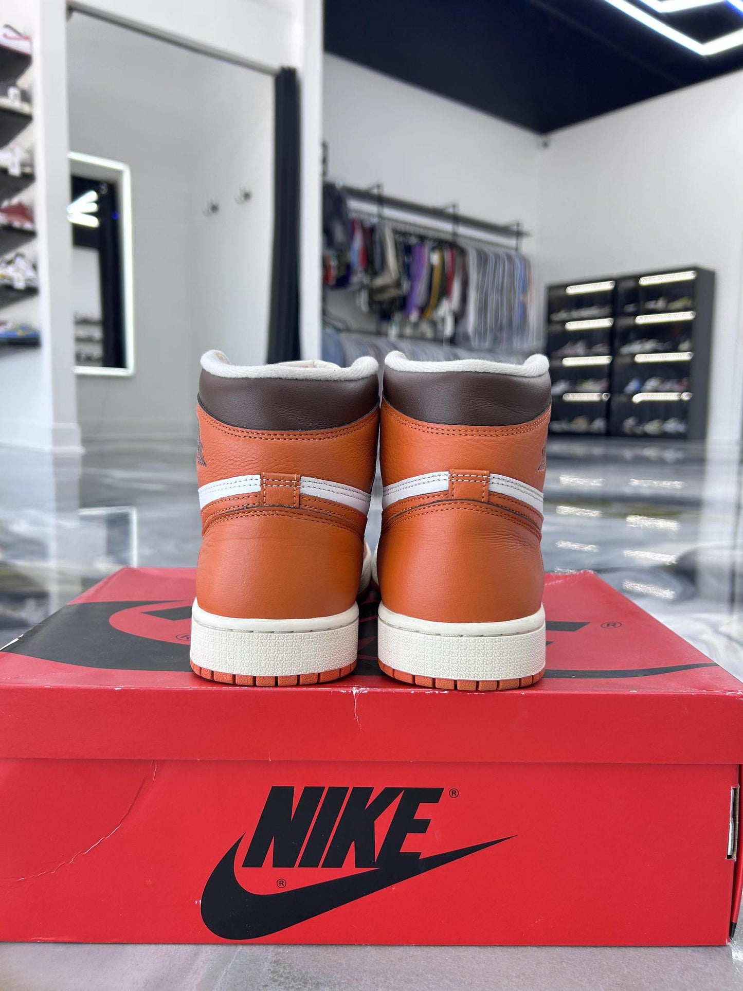 Jordan 1 "Starfish" Used Size 8.5M/10W