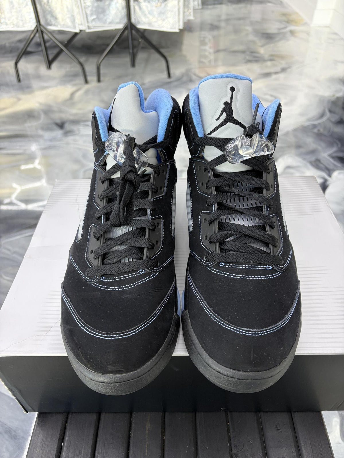 Jordan 5 "University Blue" Used Size 13