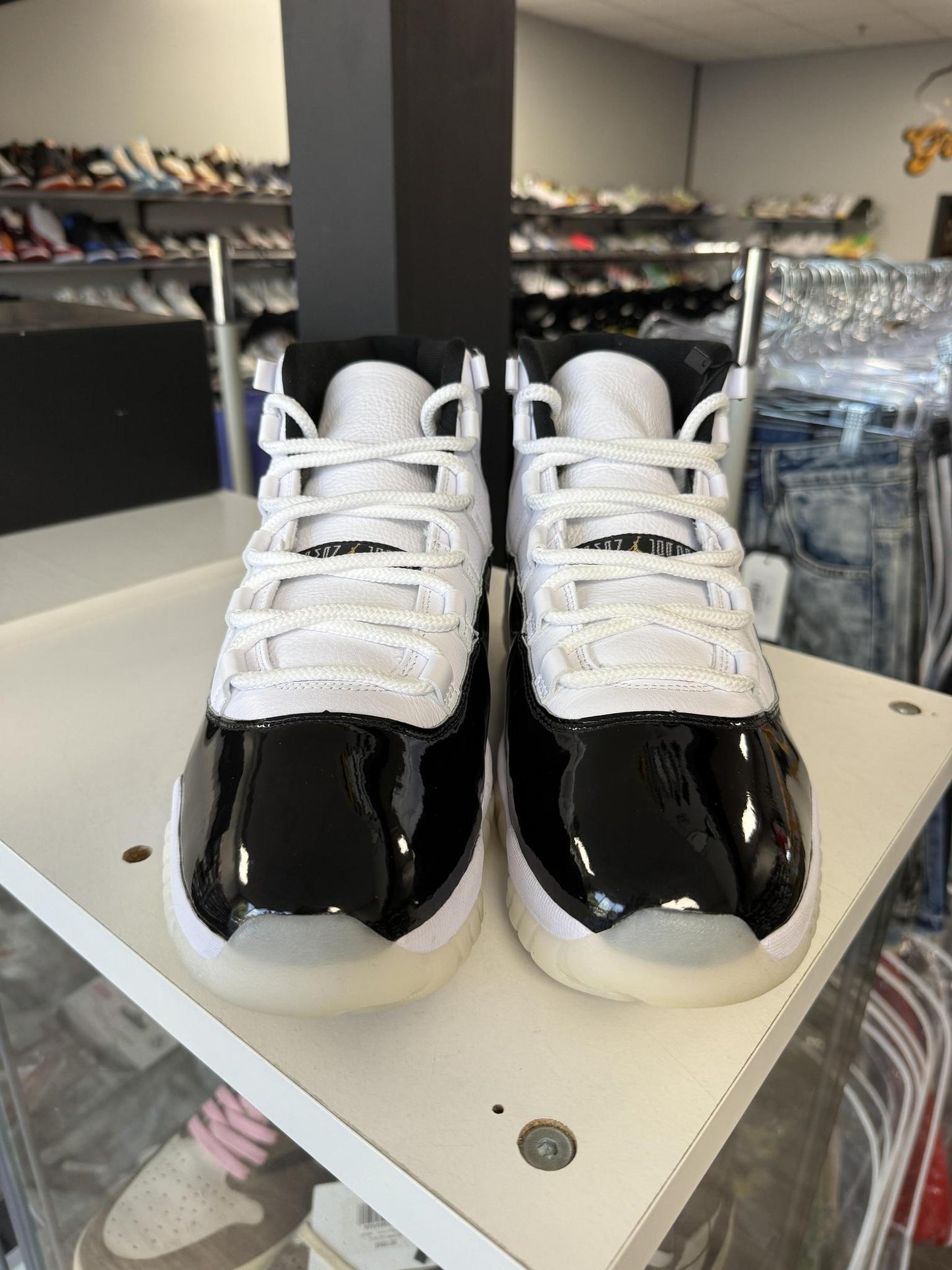 Jordan 11 "Gratitude" Used Size 13